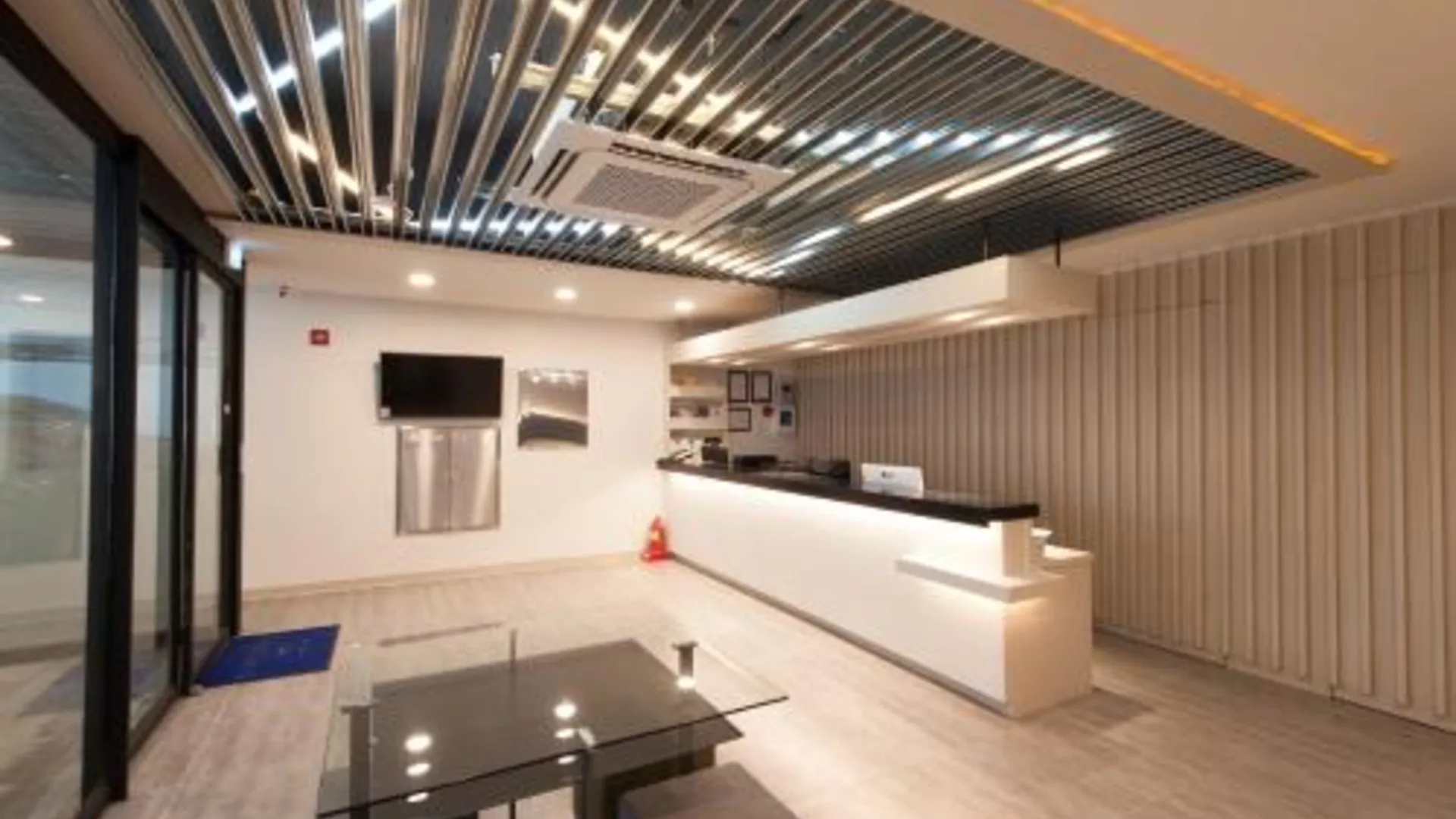 서울 K-그랜드호스텔 강남1 1성급 호텔 로비