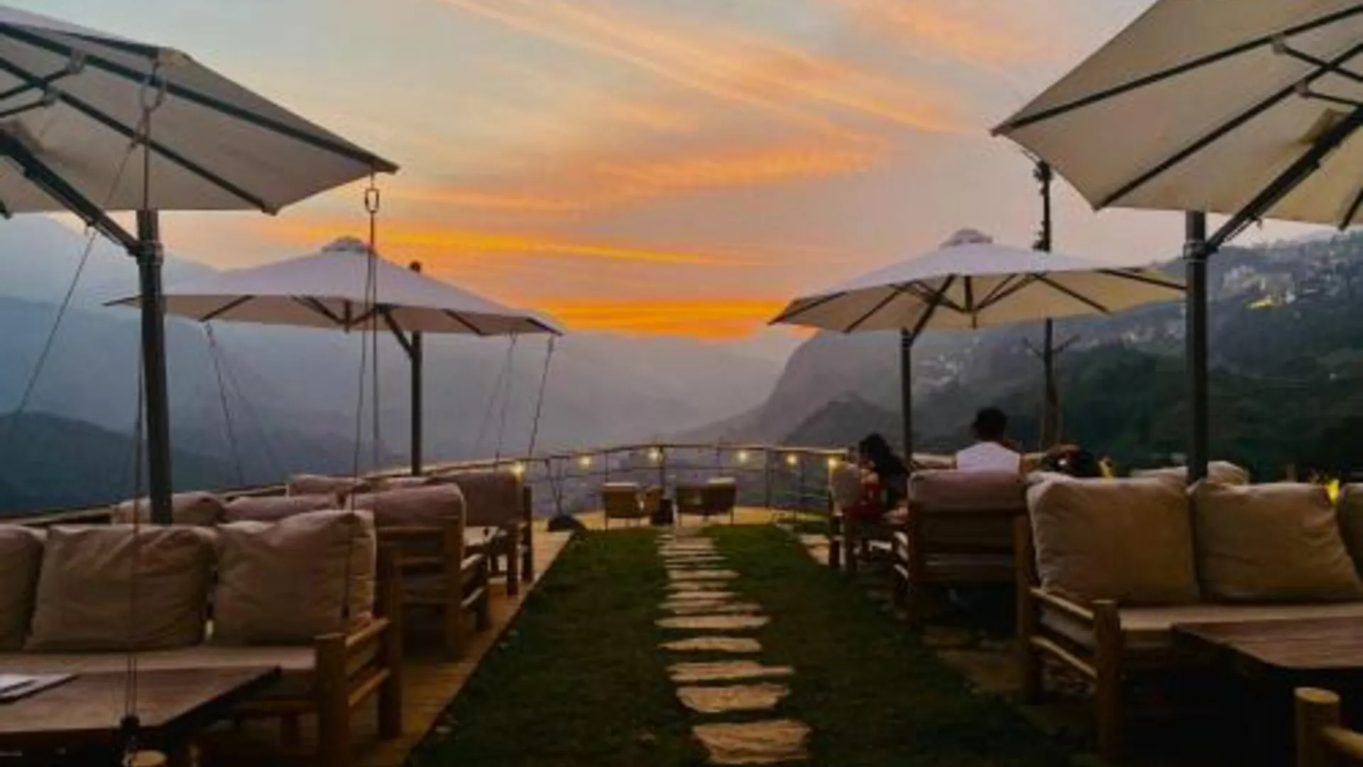 사파 판시 - 글램핑, 뷰포인트 360, 바 앤 바비큐 3성급 게스트하우스 레스토랑