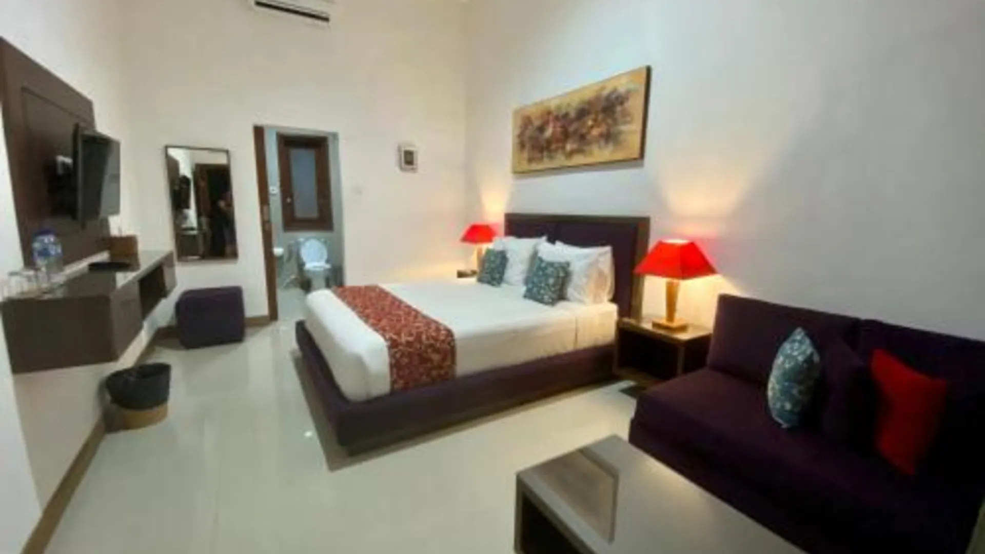 발리 Dikubu Belong 4성급 게스트하우스 스위트룸