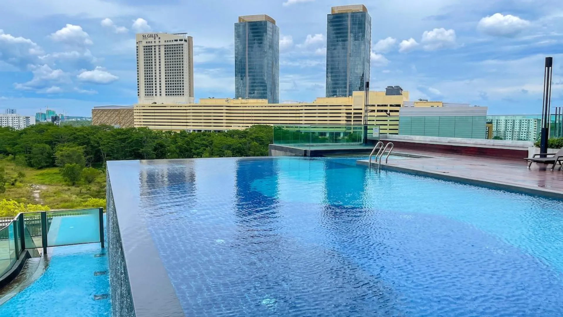 조호바루 / 조호르바루 수투랑바루의 아파트먼트 (100m², 침실 3개, 프라이빗 욕실 2개) 4성급 싱글룸 객실