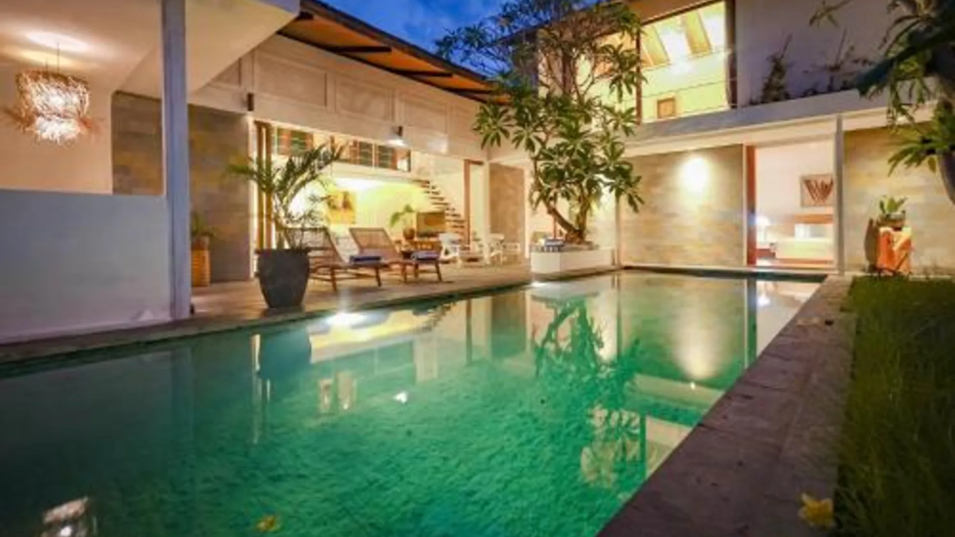 발리 Bias Villa Seminyak 4성급 호텔 객실