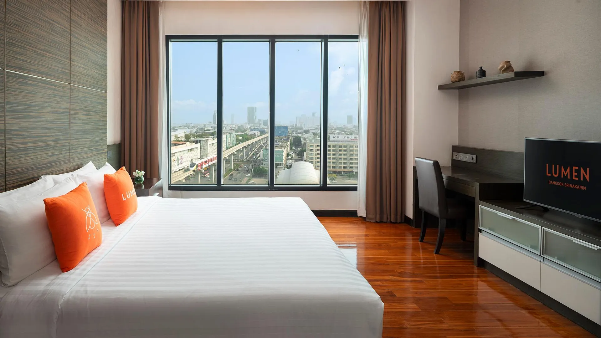 방콕 루멘 방콕 스리나카린 4성급 호텔 스위트룸