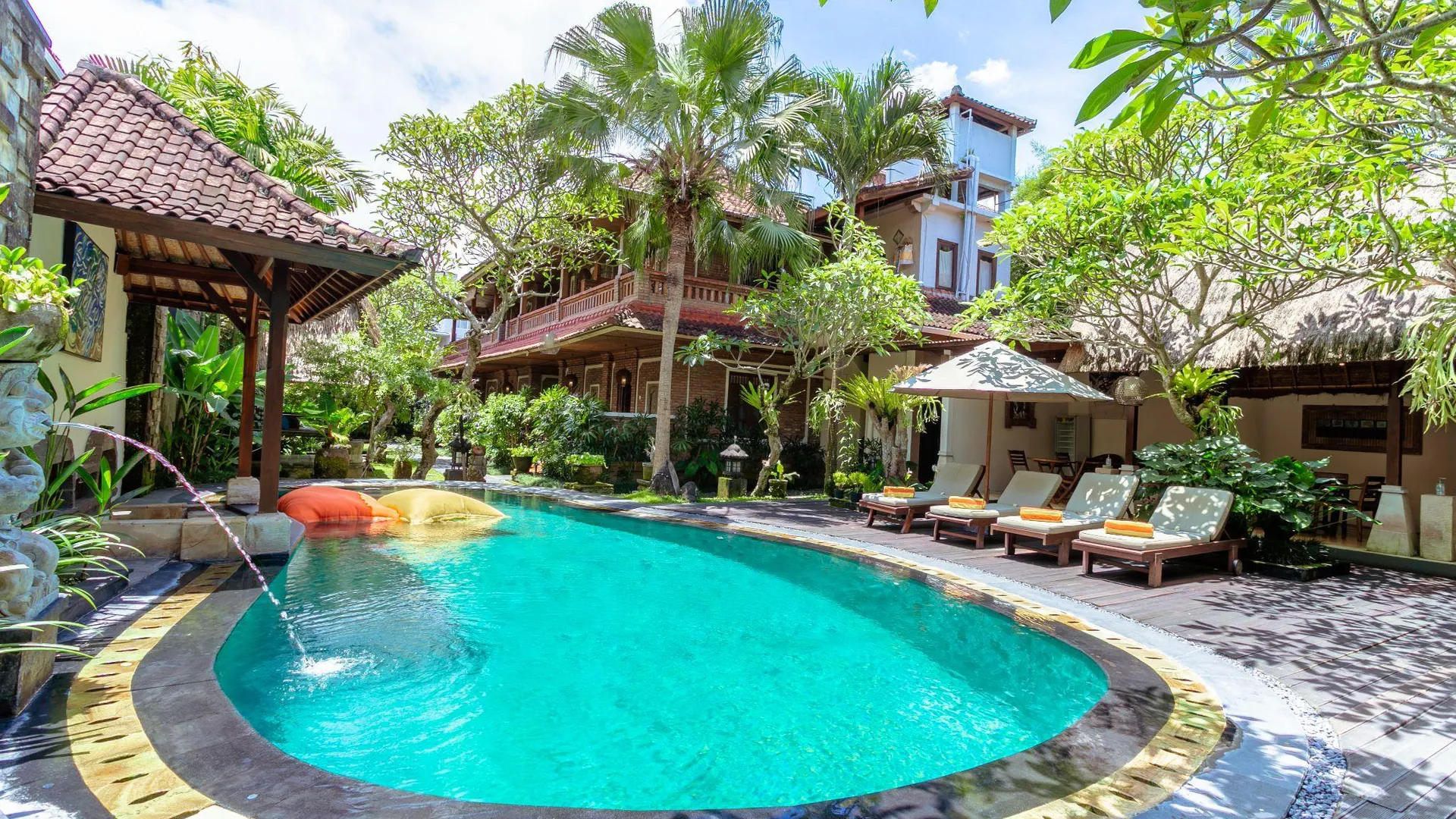 발리 룸벙 사리 우부드 3성급 호텔 객실