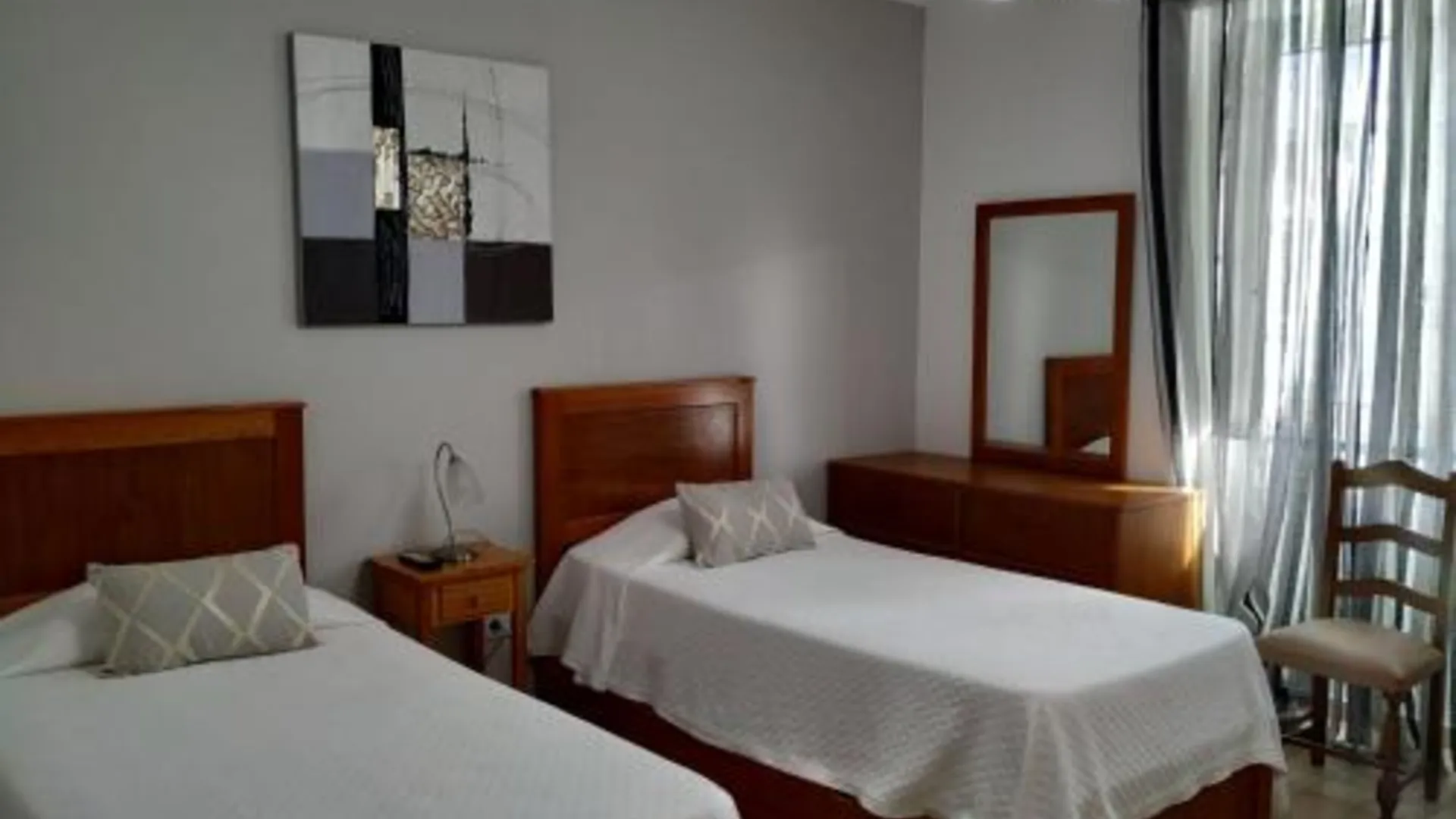 앙그라 두 에루이스무 Hospedaria Isaias 3성급 호텔 스위트룸