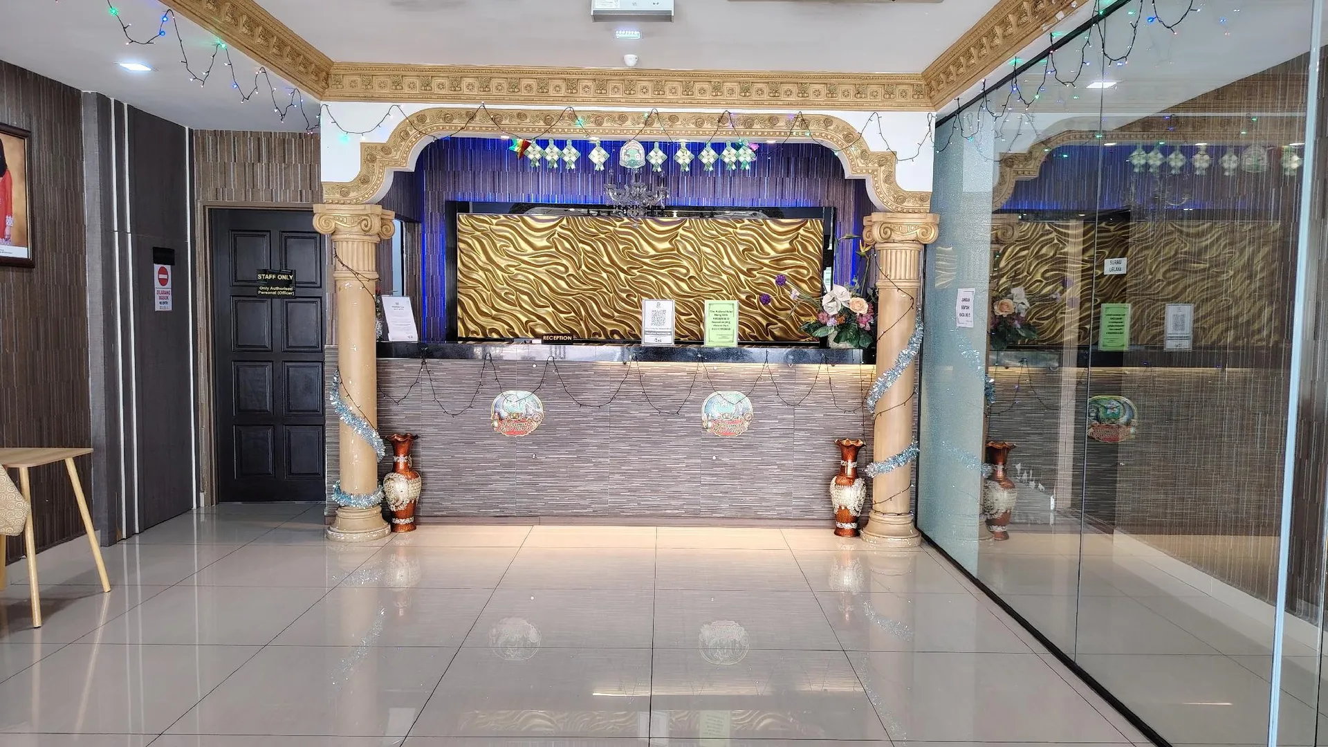 조호바루 / 조호르바루 디 아든스 호텔 - 농칙, 콜람에어, 조호바루 1성급 호텔 로비