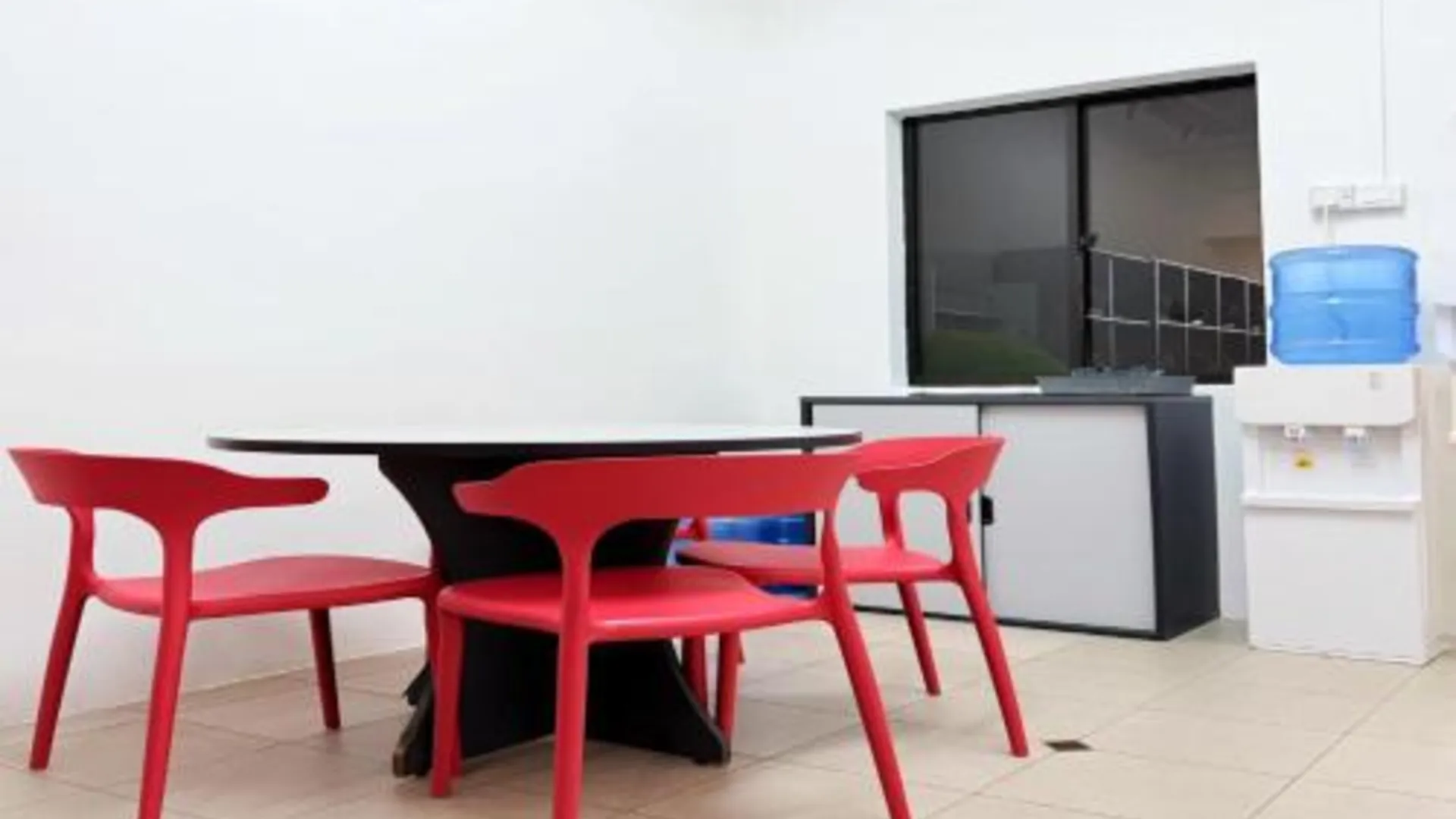 쿠안탄 Hotel O S Homestay Premium 2성급 호텔 레스토랑