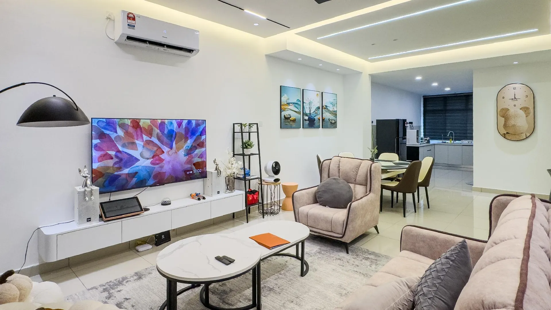 데사루 탄중 발라우의 프라이빗 하우스 (170m², 침실 4개, 프라이빗 욕실 3개) 3성급 싱글룸 객실