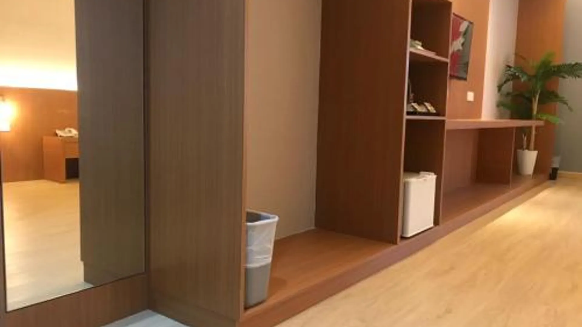 크루앙 크루앙 리버뷰 호텔 호텔 레스토랑