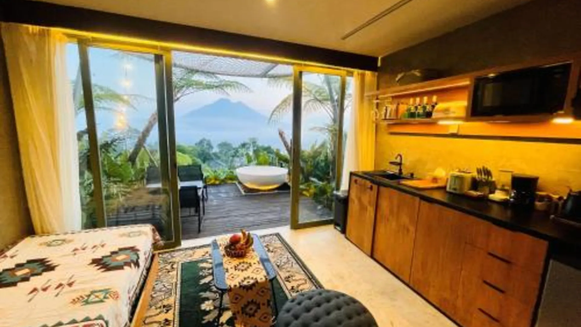 발리 Black Wood Cabin 3성급 호텔 스위트룸