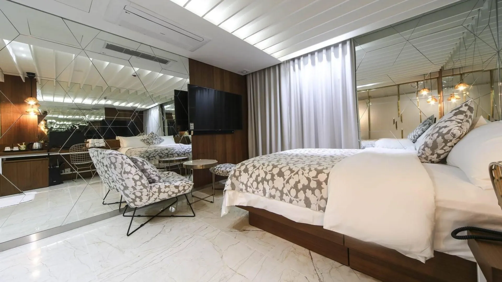 서울 더 포스트 호텔 2성급 호텔 스위트룸