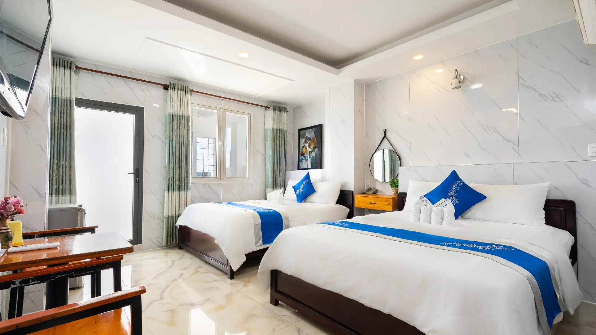 호치민 루비 사이공 호텔 - 탄 빈 5성급 호텔 스위트룸