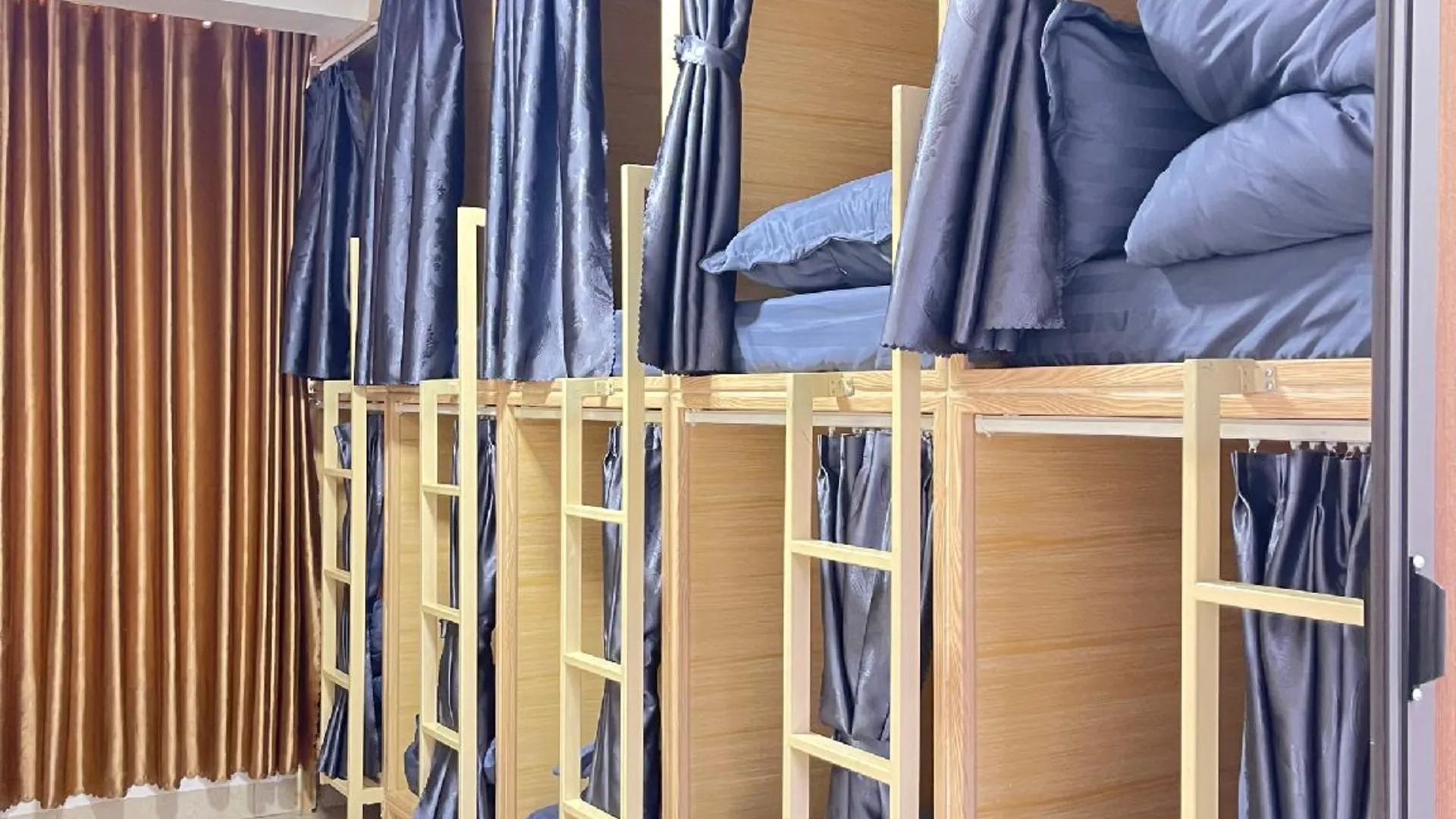 사파 사빠 도심의 프라이빗 하우스 (100m², 침실 3개, 프라이빗 욕실 7개) 4성급 게스트하우스 스위트룸