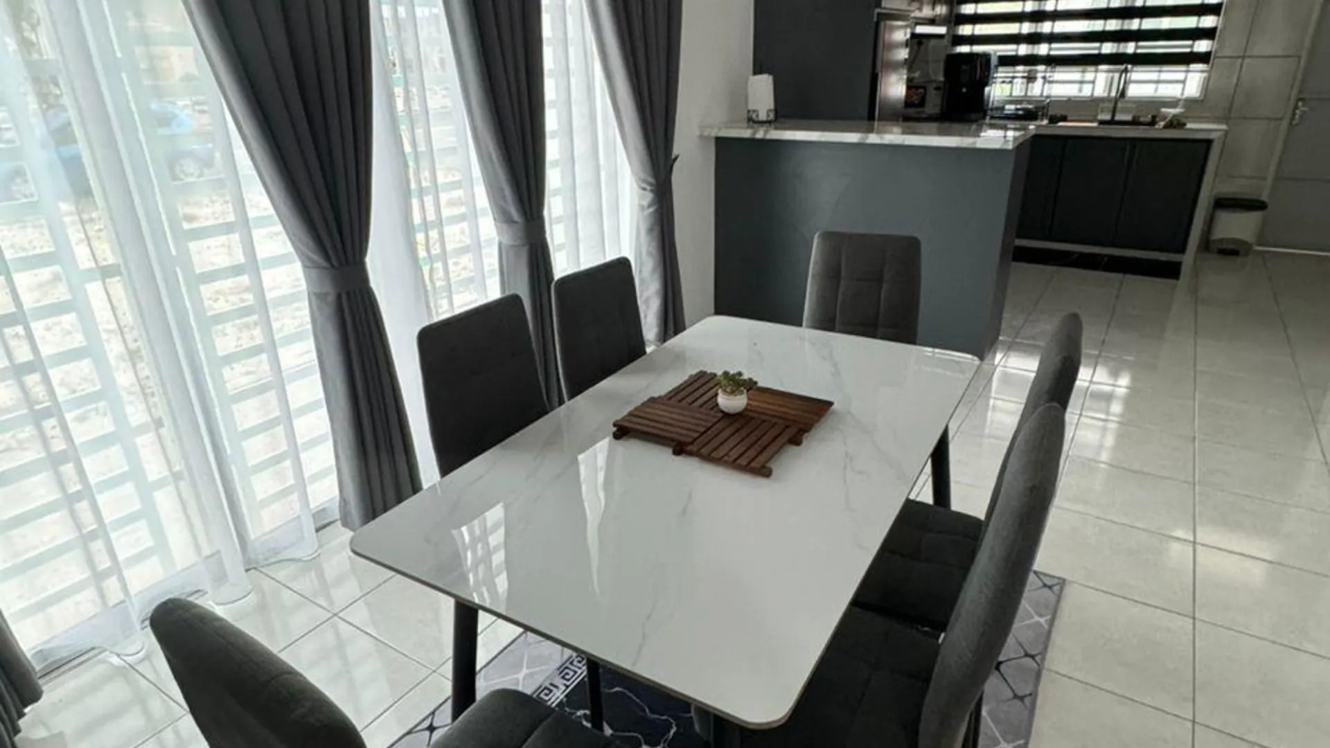 알로스타 / 알로르세타르 랑가르의 프라이빗 하우스 (128m², 침실 4개, 프라이빗 욕실 3개) 4성급 싱글룸 수영장