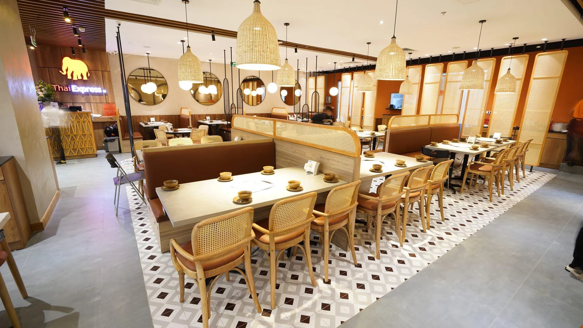 하노이 빈홈즈 디카피탈 - 미라 하우징 5성급 호텔 로비