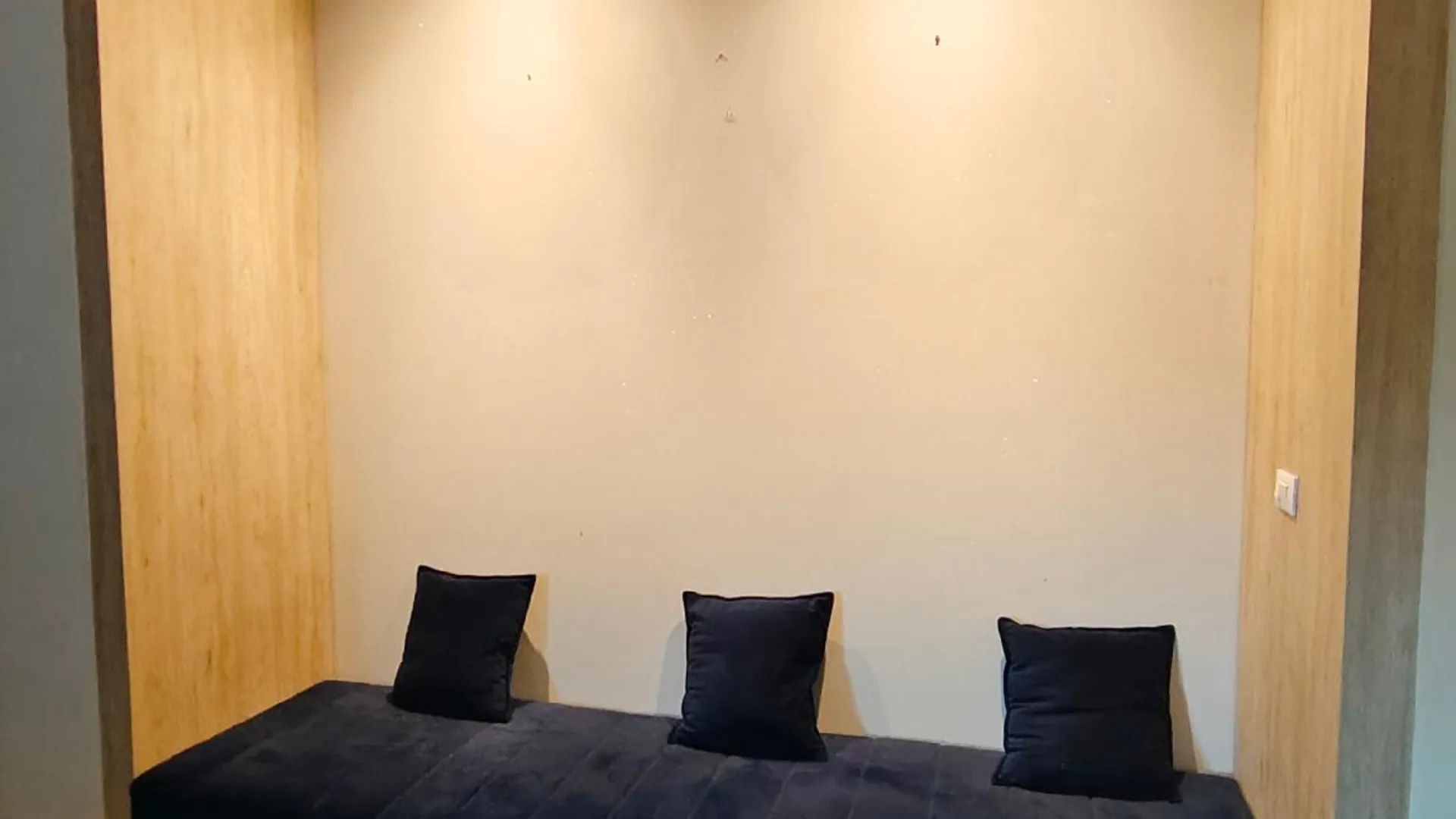 방콕 람캄행의 프라이빗 하우스 (86m², 침실 4개, 프라이빗 욕실 4개) 4성급 싱글룸 객실