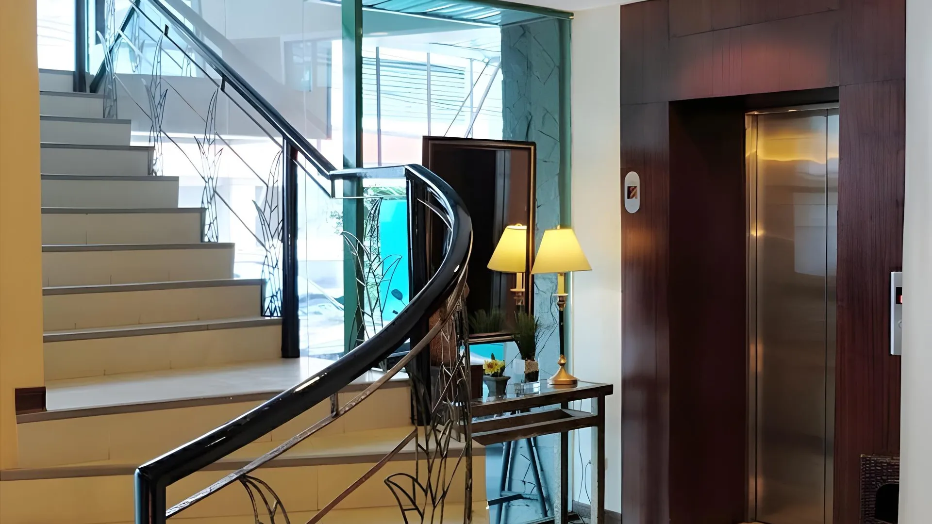 세부 아시아 라이트 하우스 2성급 호텔 로비