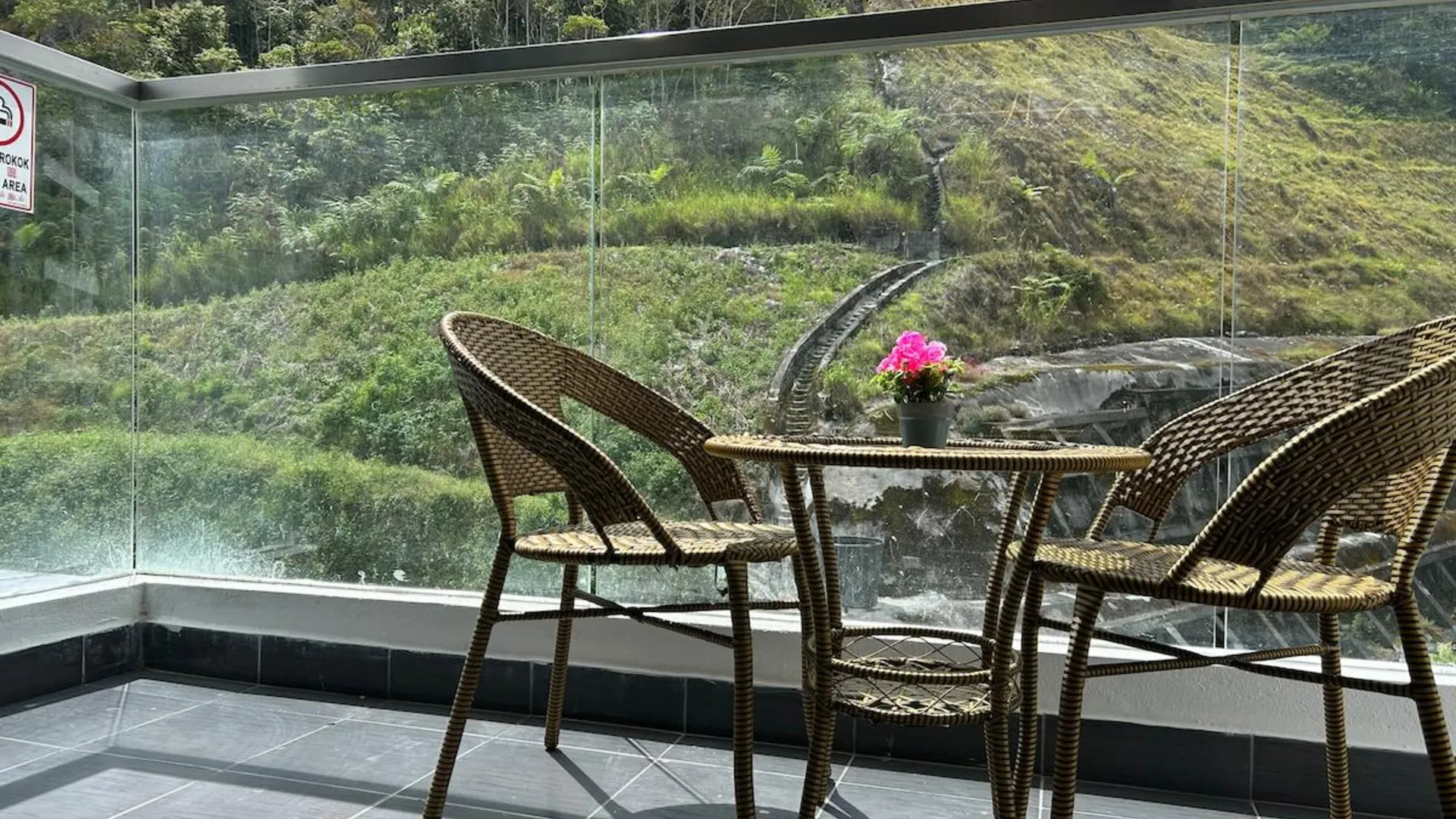 카메론 하일랜즈 브린창의 프라이빗 하우스 (m², 침실 3개, 프라이빗 욕실 2개) 2성급 싱글룸 수영장