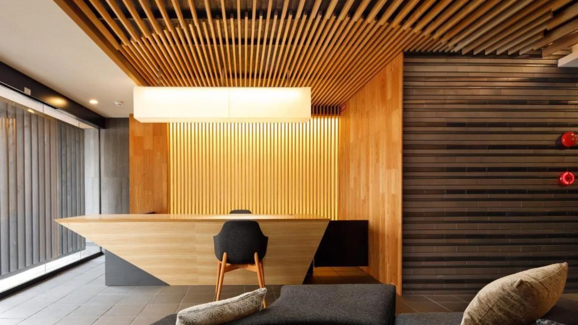 교토 커넥트 인 시치조카와라마치 3성급 호텔 로비