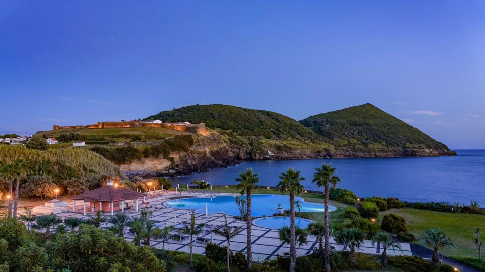 앙그라 두 에루이스무 테르세이라 마르 호텔 4성급 호텔 객실