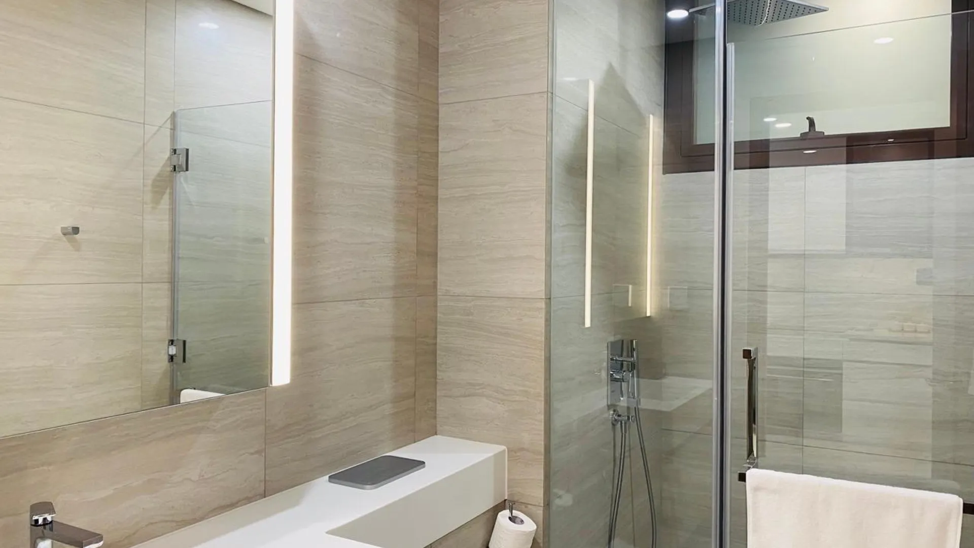 호치민 호아선 레전드 - 더 메트로폴 투 티엠 디스트릭트 2 5성급 호텔 스위트룸