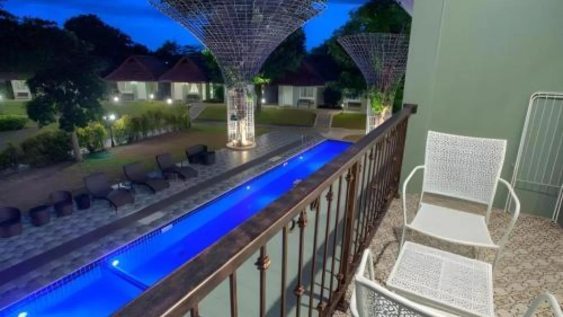 치앙라이 아마린 리조트 3성급 호텔 수영장