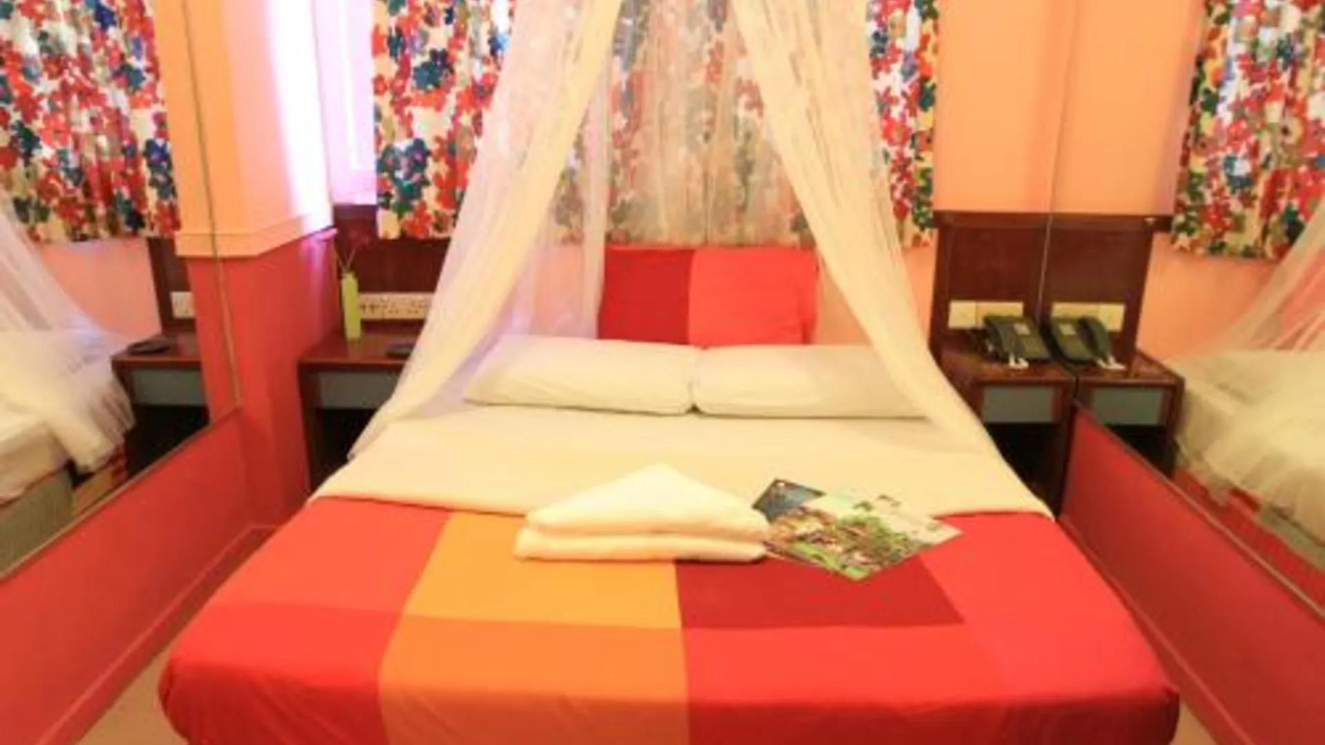 싱가포르 라 모드 (소피아) 호텔  2성급 호텔 객실