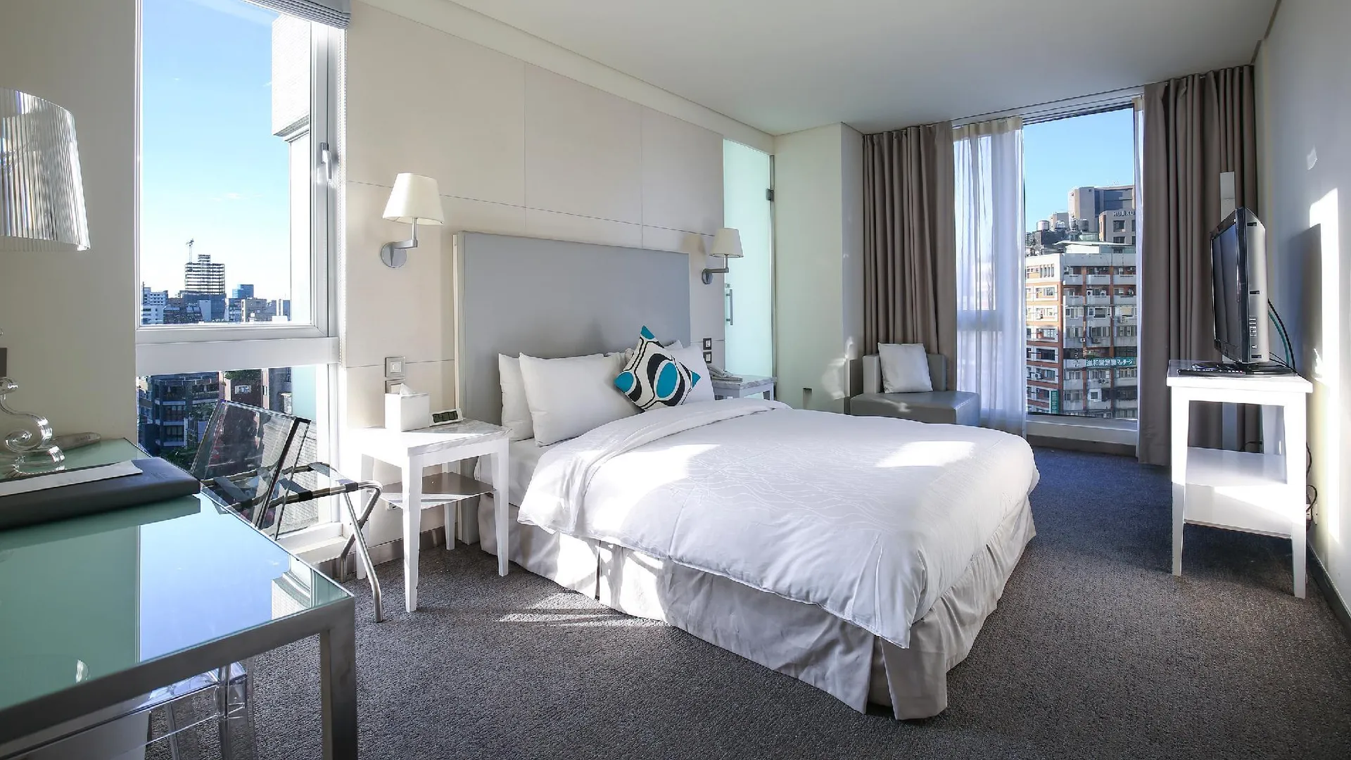 타이베이 앰비언스 호텔 3성급 호텔 스위트룸