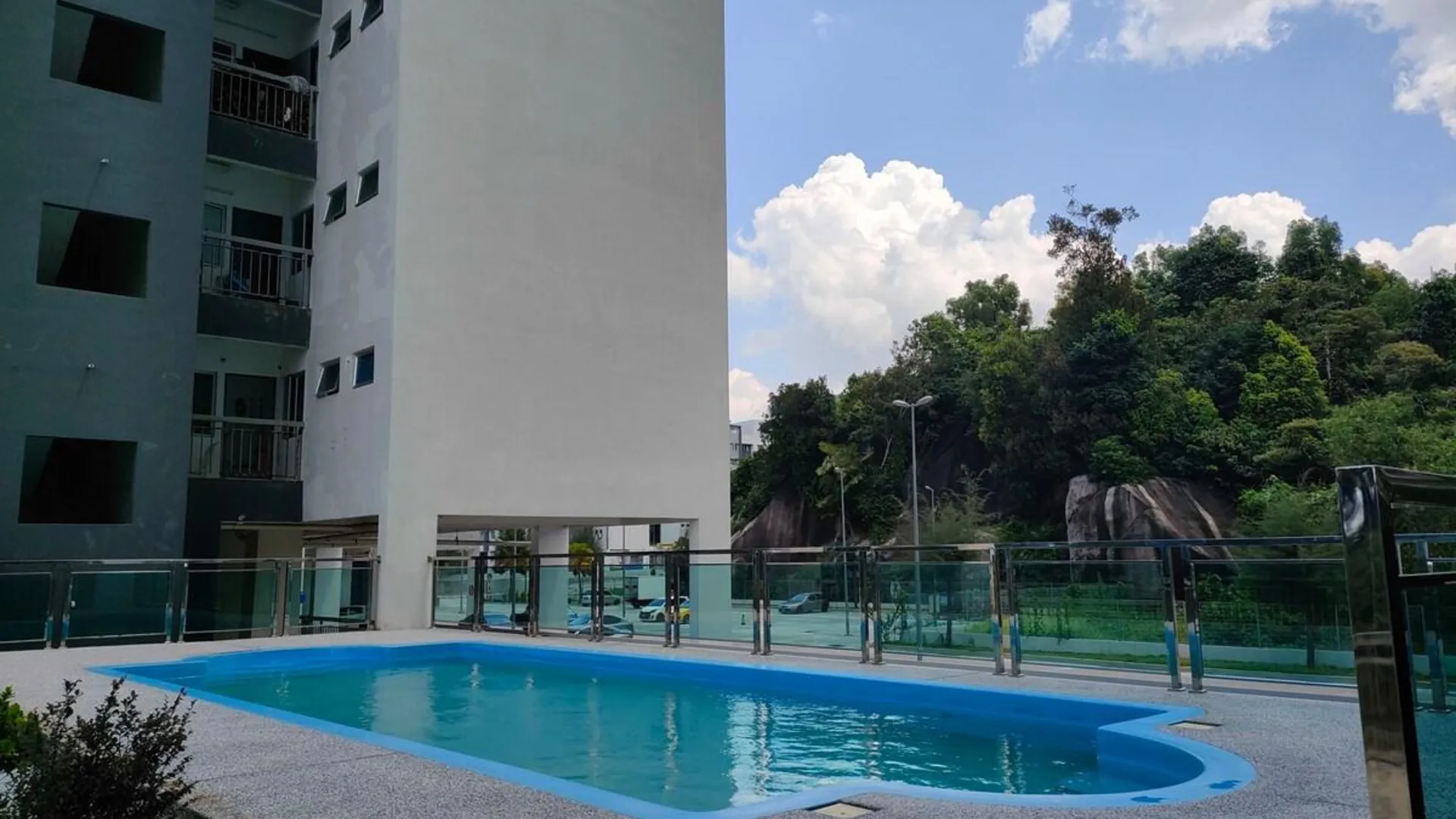 쿠안탄 테루크 쳄페타크의 아파트먼트 (m², 침실 3개, 프라이빗 욕실 2개) 4성급 게스트하우스 로비