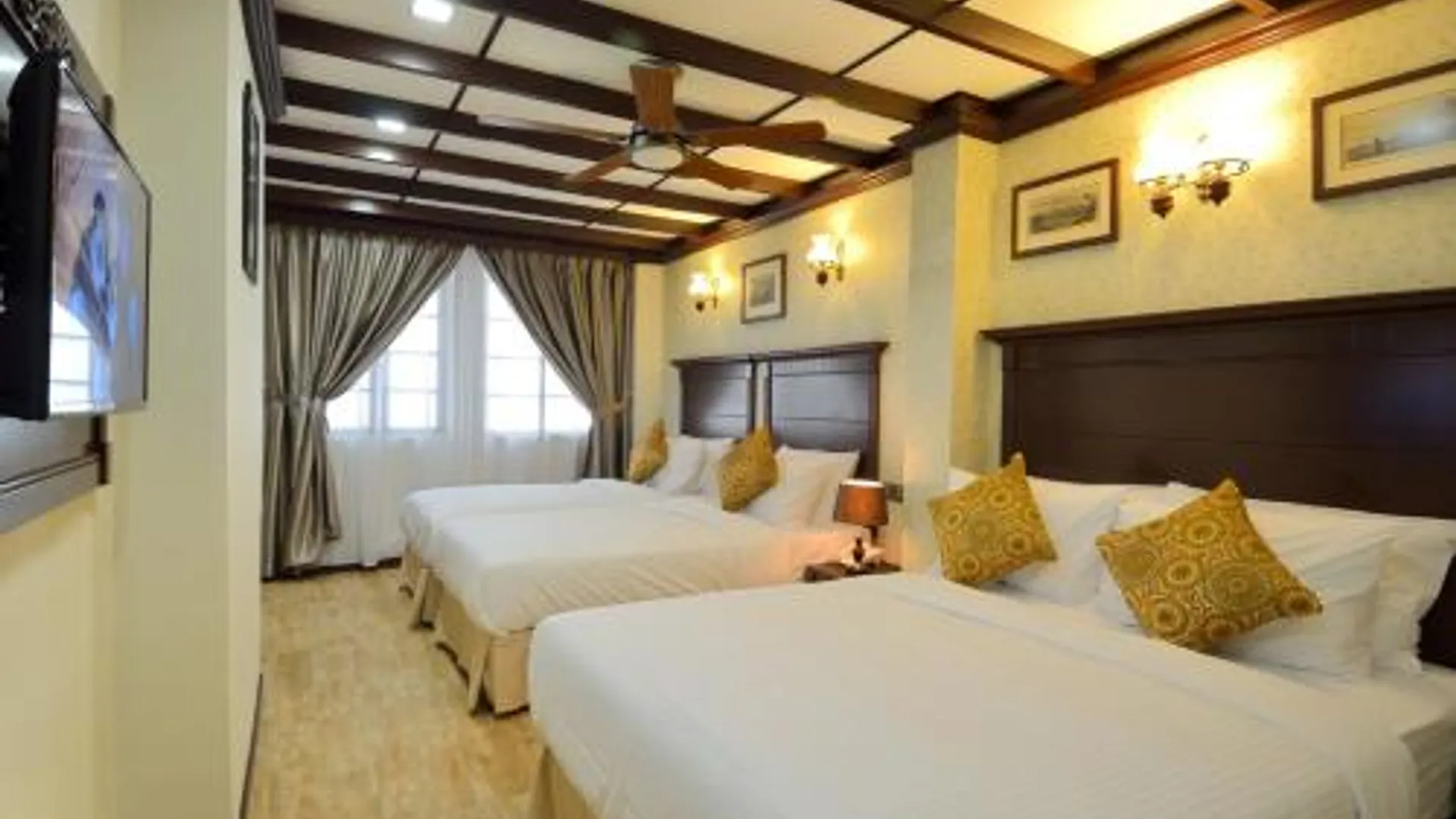 코타키나발루 호텔 쿨러 인 2성급 호텔 스위트룸