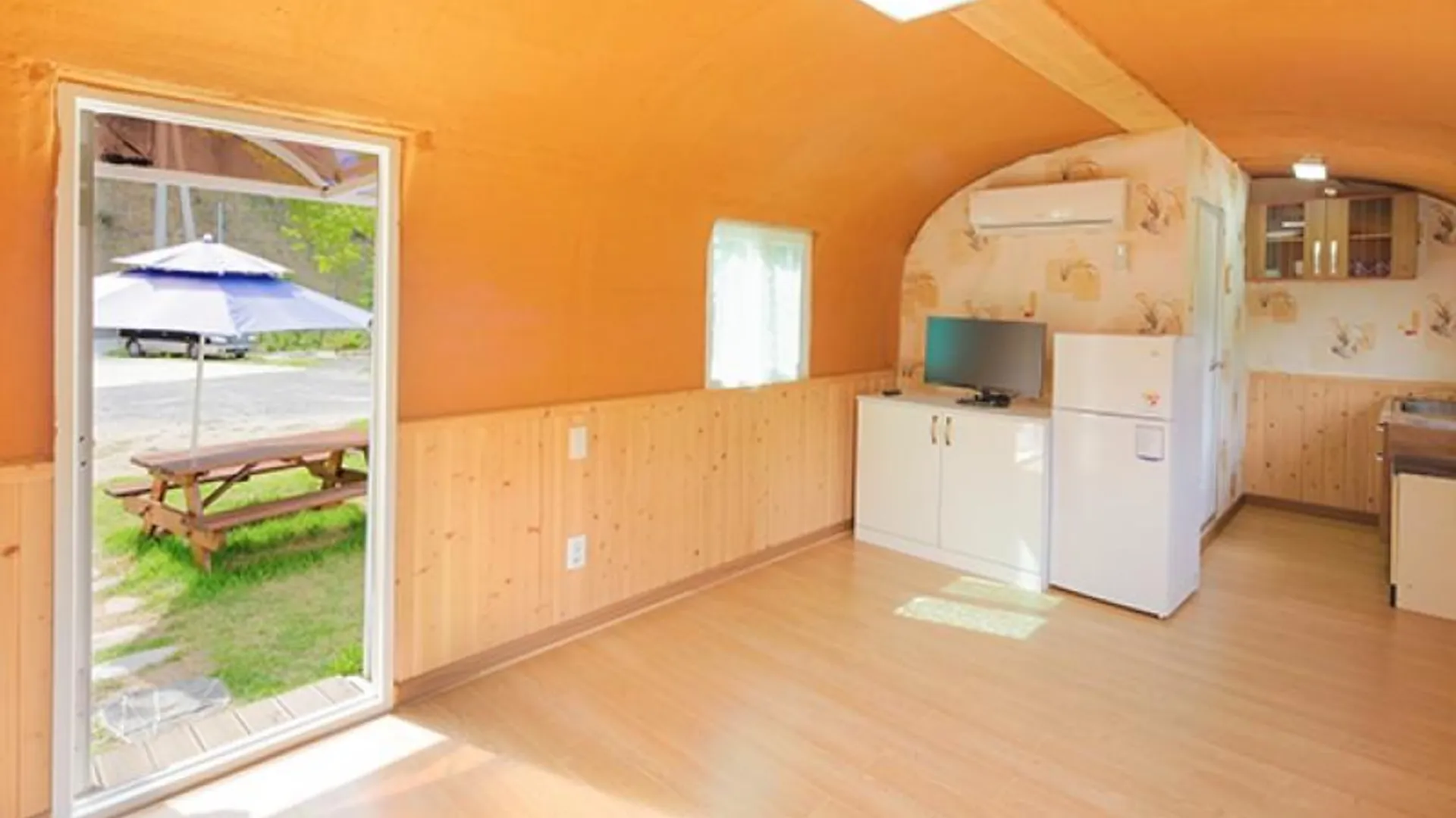 단양 단양 휴돔하우스펜션 2성급 게스트하우스 레스토랑