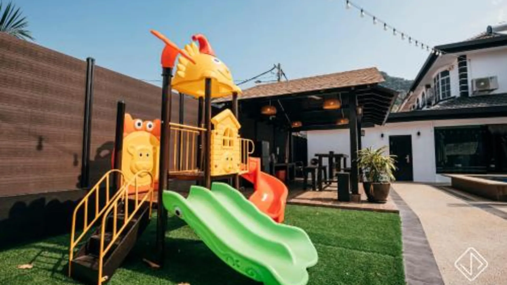 이포 이포 시티의 빌라 (2000m², 침실 6개, 프라이빗 욕실 5개) 4성급 게스트하우스 객실