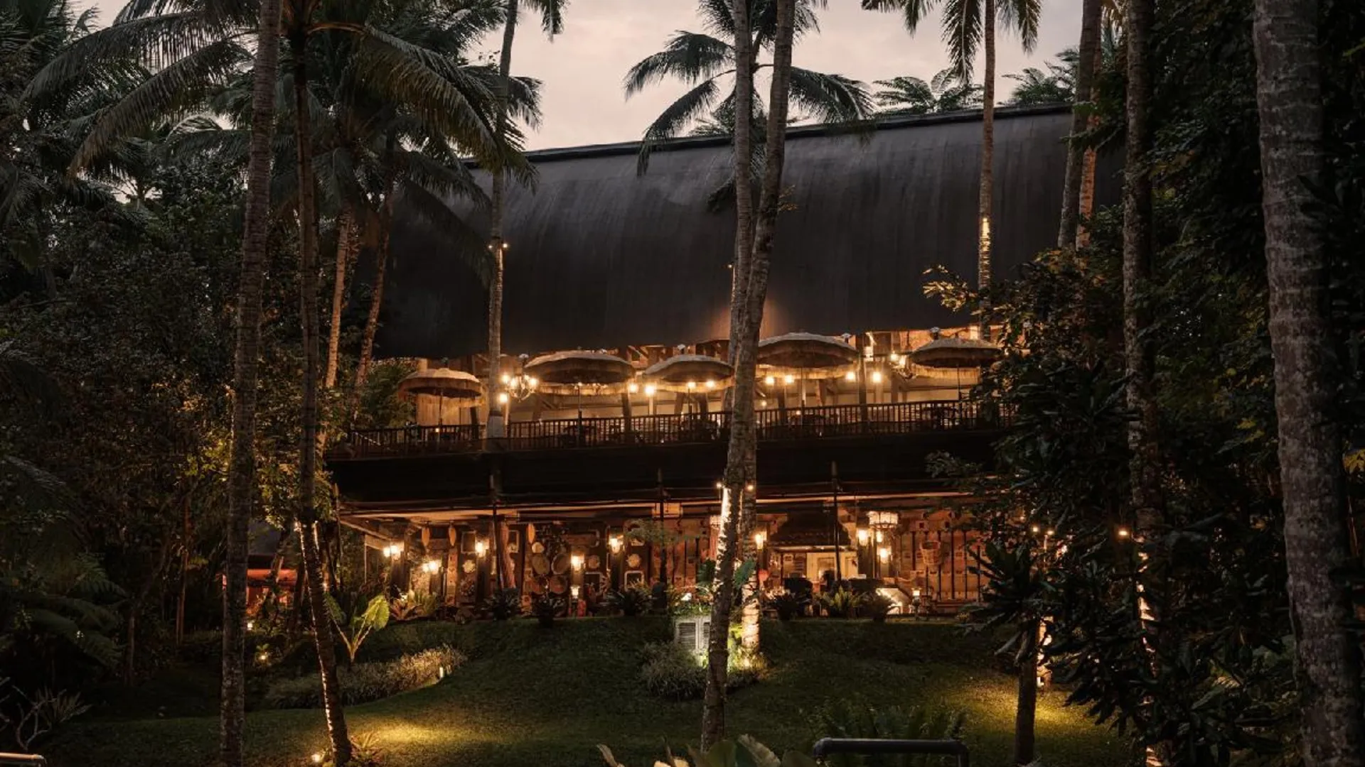 발리 카펠라 우붓 5성급 호텔 수영장