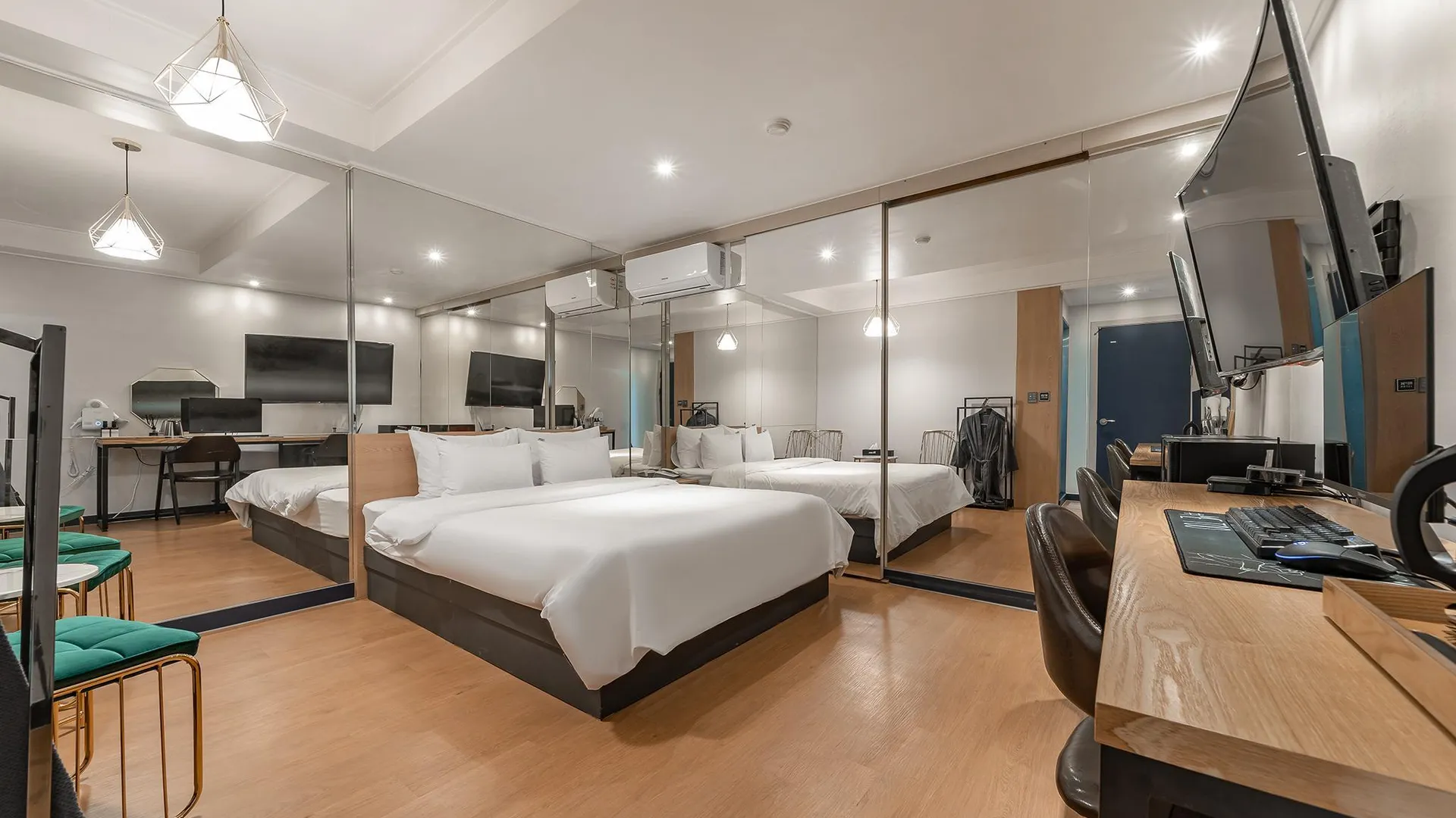 서울 고양(행신) 넘버25 일산행신점 3성급 호텔 스위트룸