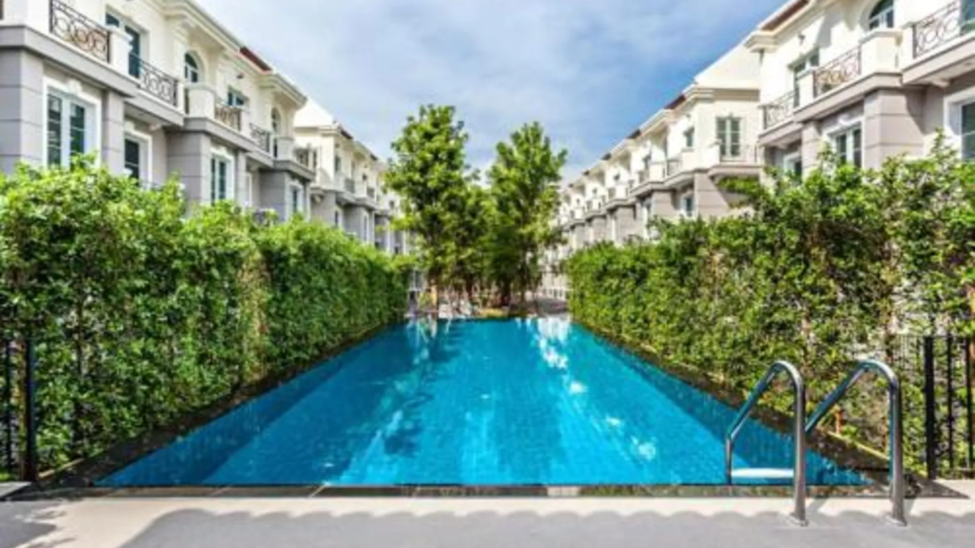 방콕 수쿰윗 / 스쿰빗의 프라이빗 하우스 (200m², 침실 3개, 프라이빗 욕실 3개) 4성급 게스트하우스 로비