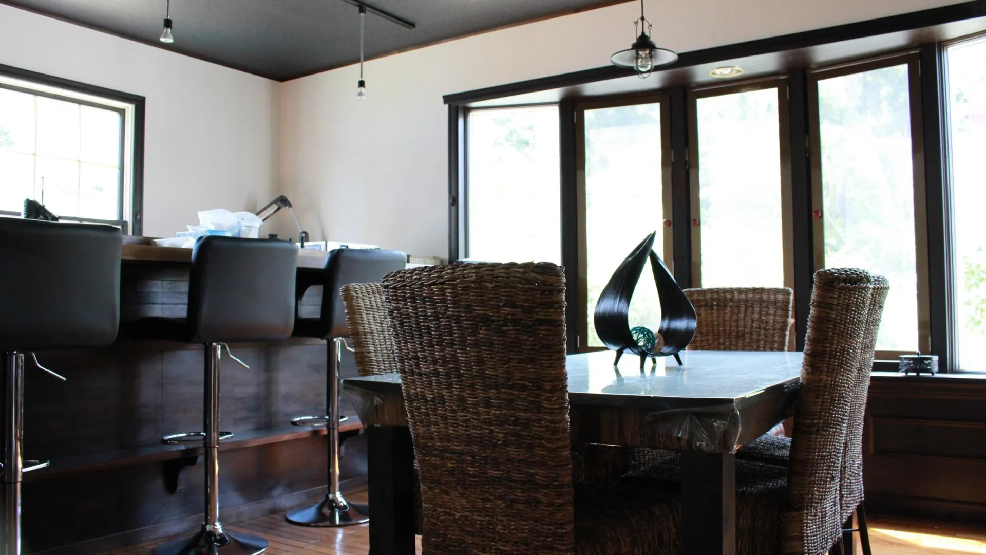 오키나와 본섬 트로피컬 로지 부야 1성급 호텔 외관