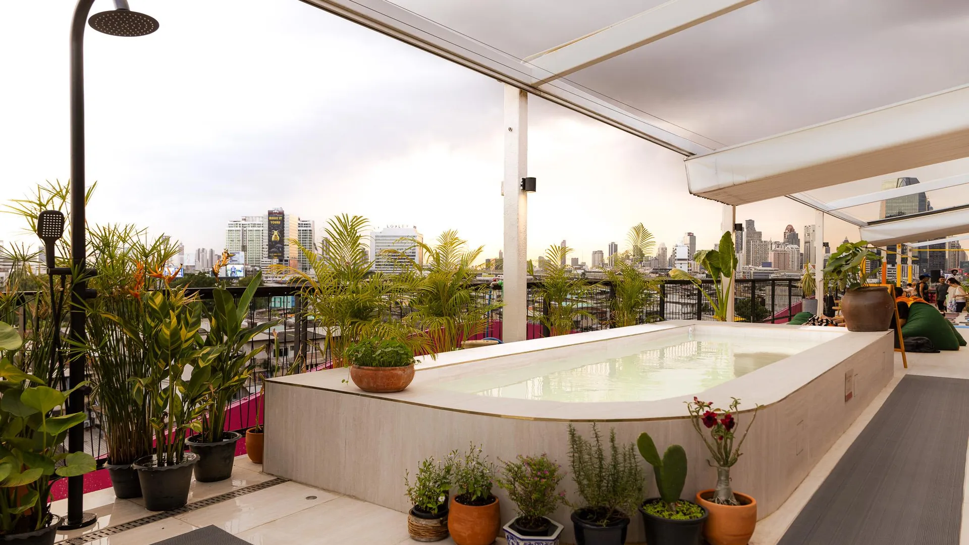 방콕 더 피그 로비 방콕 4성급 호텔 로비