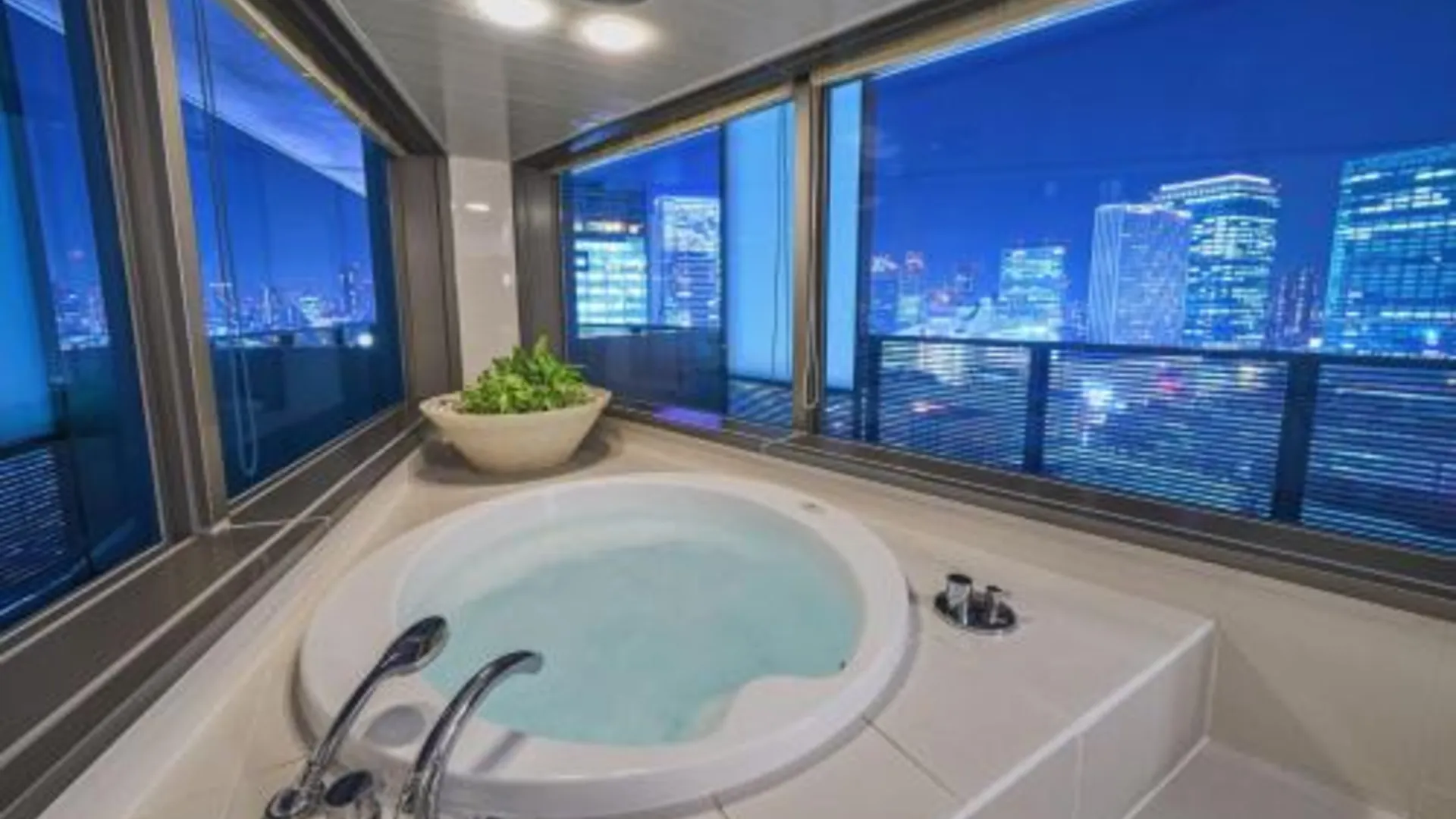 오사카 하모니 엠브라세 오사카 3성급 호텔 로비