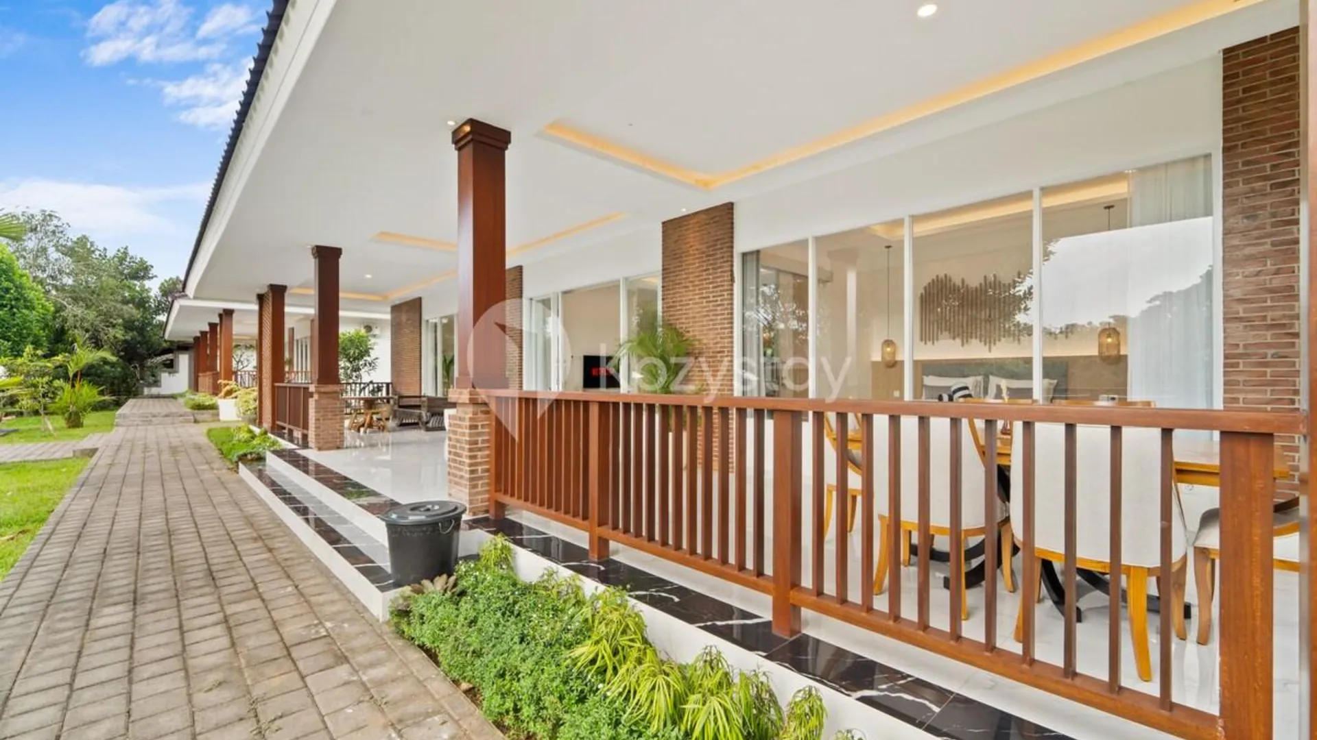 발리 짱구의 빌라 (185m², 침실 2개, 프라이빗 욕실 2개) 4성급 싱글룸 로비