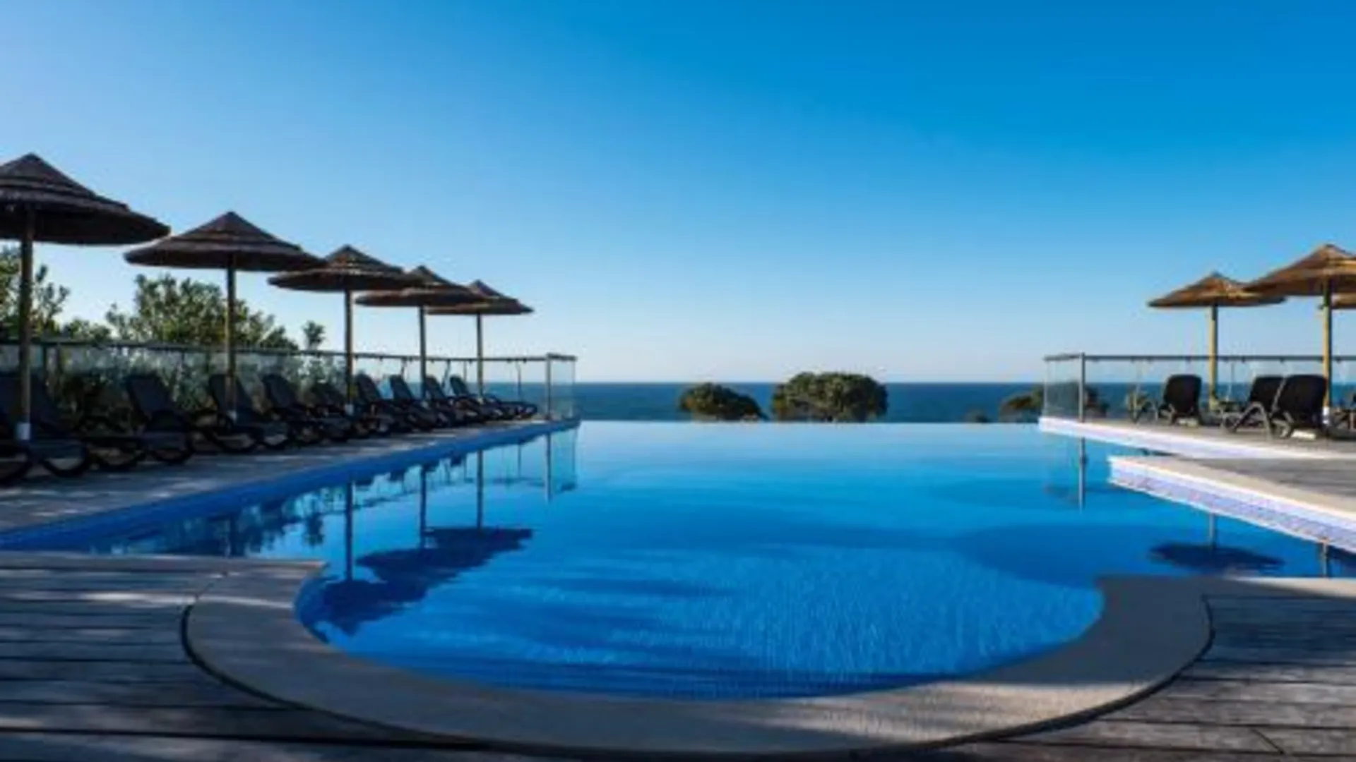 라고아 에 카르보에이루 스위트 알바 리조트앤 스파 5성급 호텔 로비