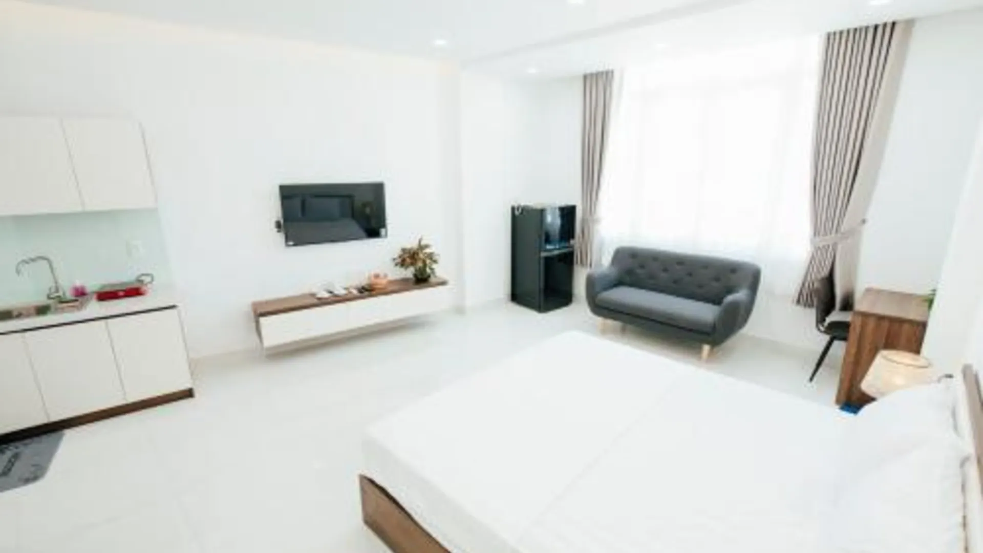 호치민 Aladdin Hotel 3성급 호텔 스위트룸