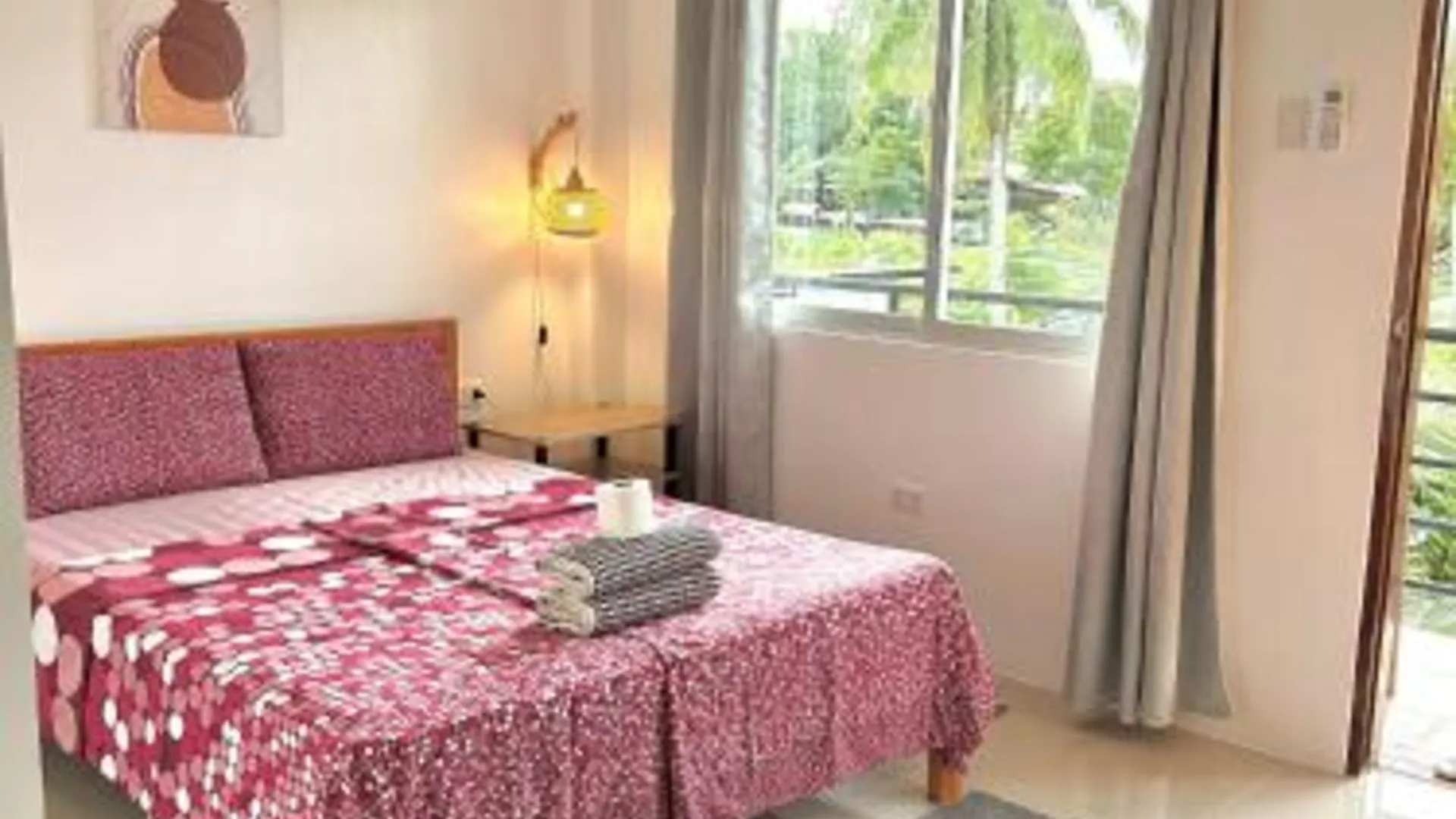 세부 코코넛 인 모알보알 1성급 호텔 스위트룸