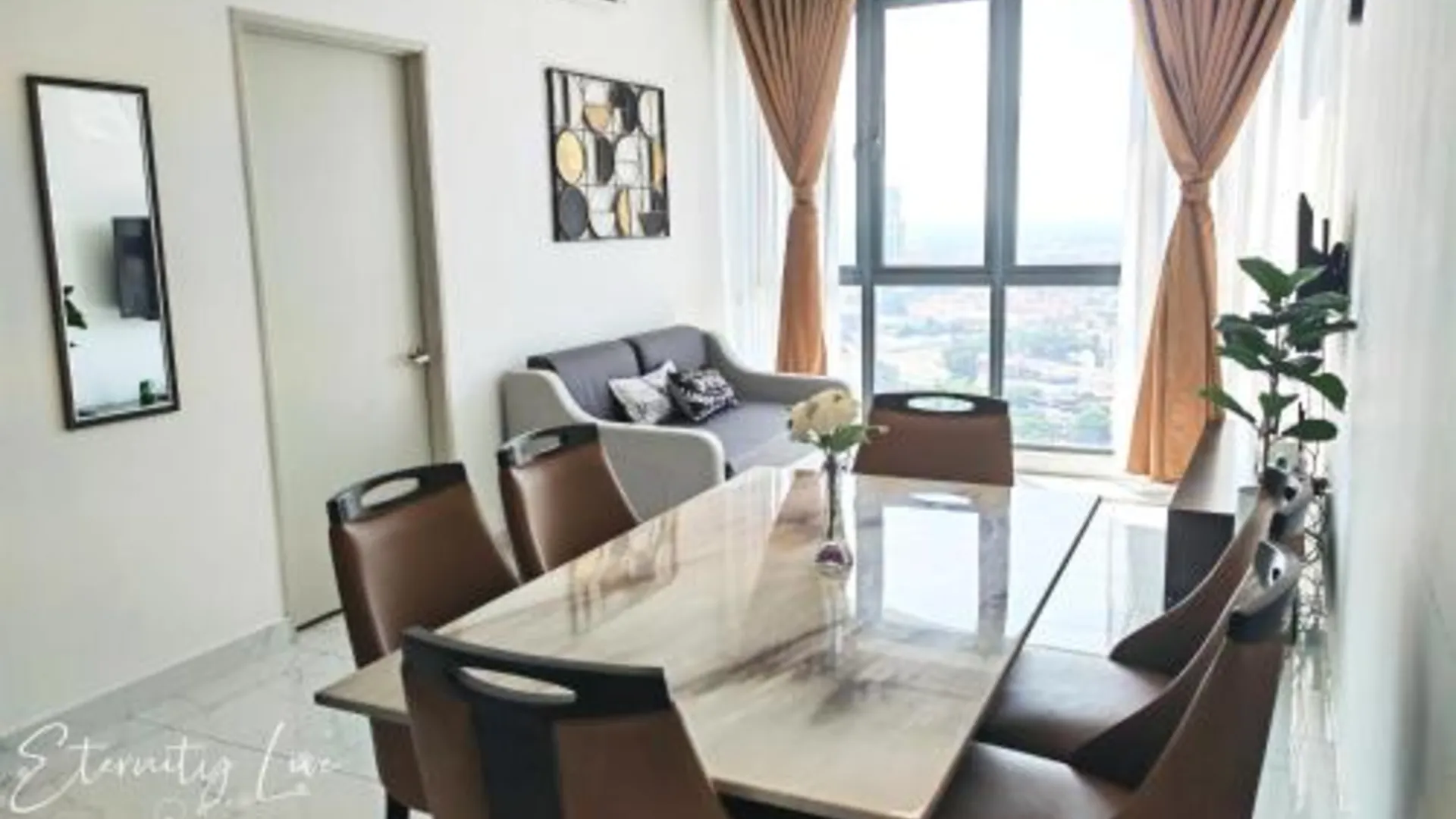 코타바루 트로이카 레지덴시 코타바루 모던 디자인 바이 AG홈, 원 베드룸 4성급 게스트하우스 수영장