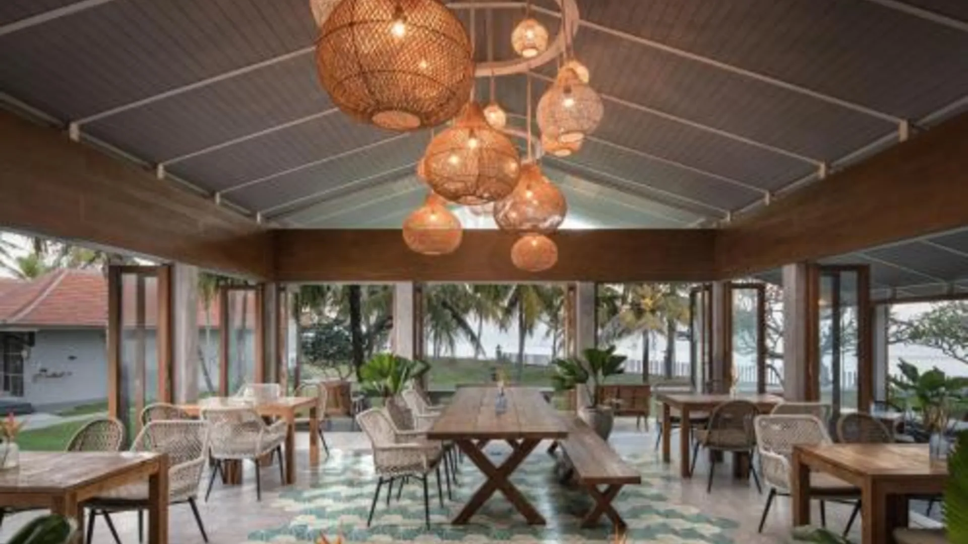 발리 우마데위 서프 앤 스위트 4성급 호텔 외관