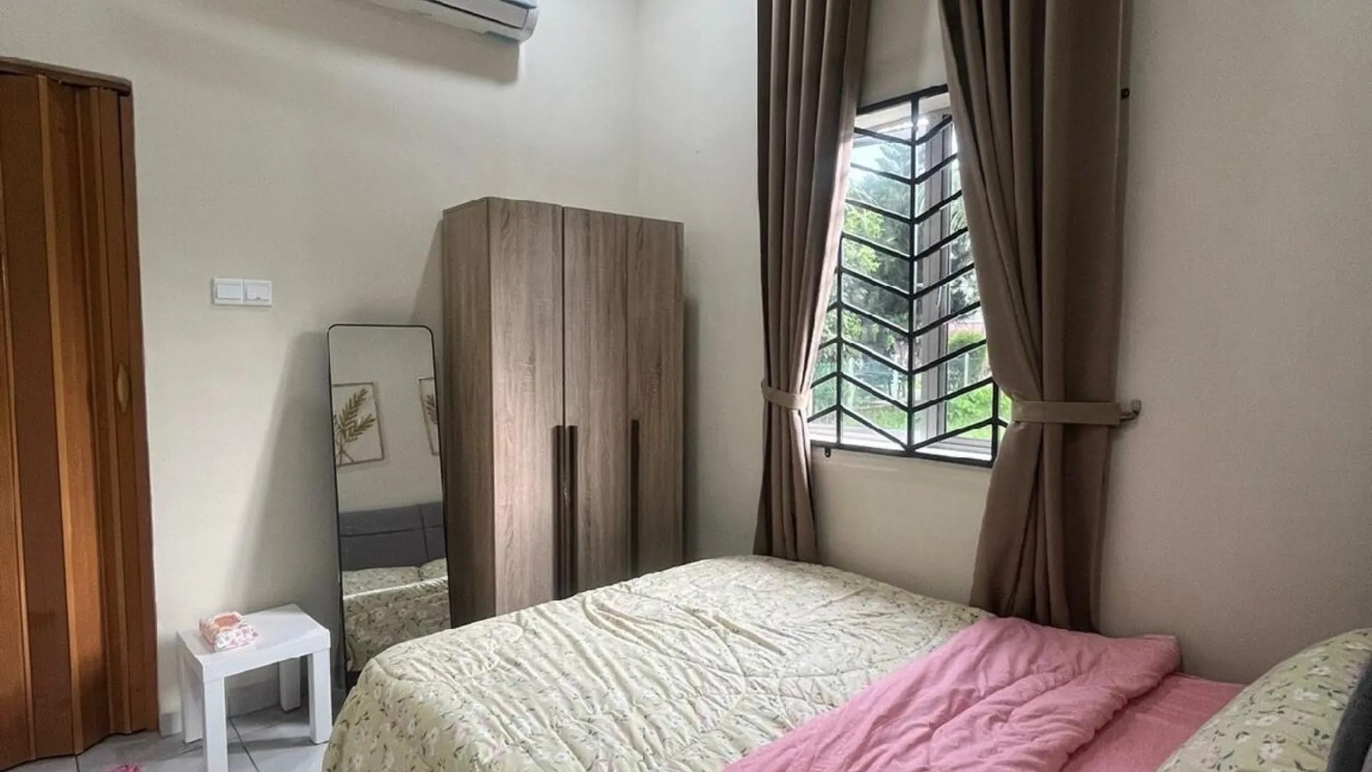 말라카 말라카 시내의 프라이빗 하우스 (800m², 침실 3개, 프라이빗 욕실 2개) 2성급 싱글룸 부대시설