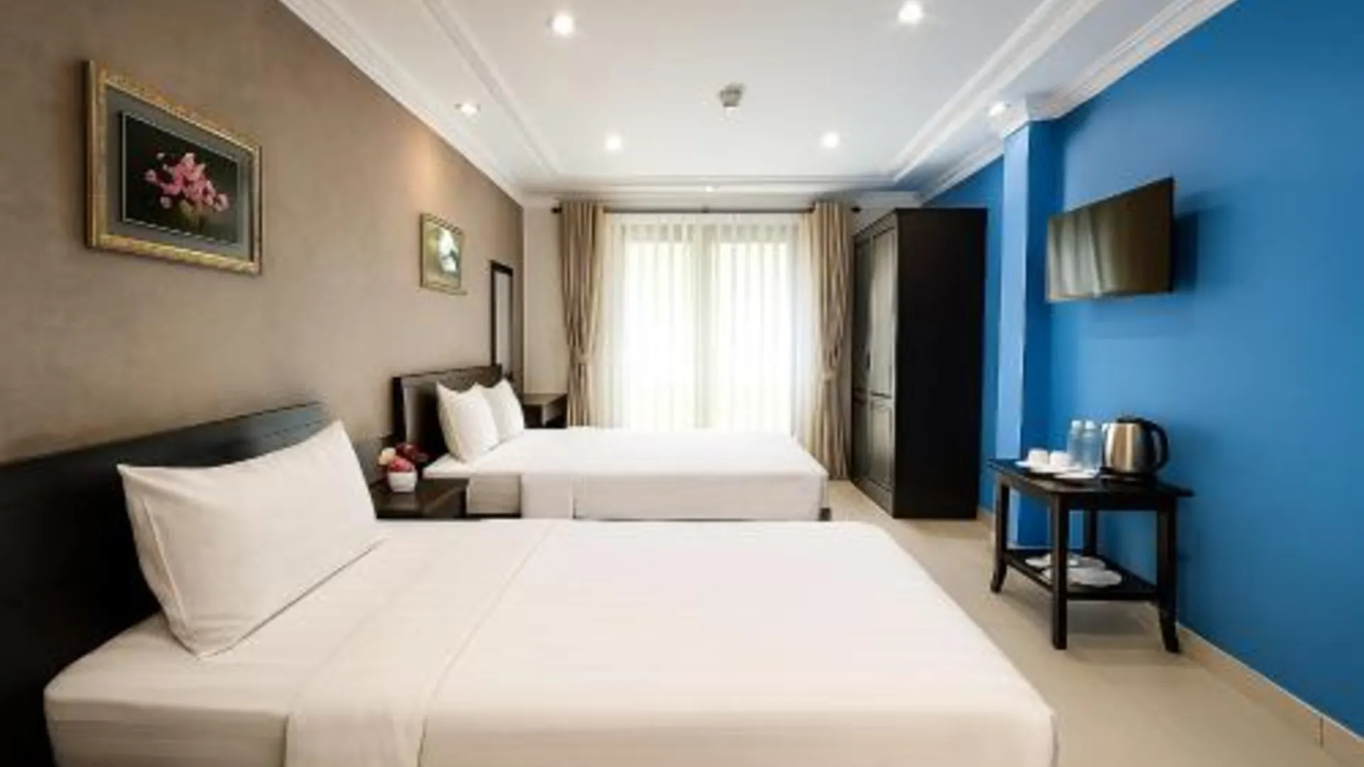 호치민 La Bonita Imperial Near SECC 3성급 호텔 전망