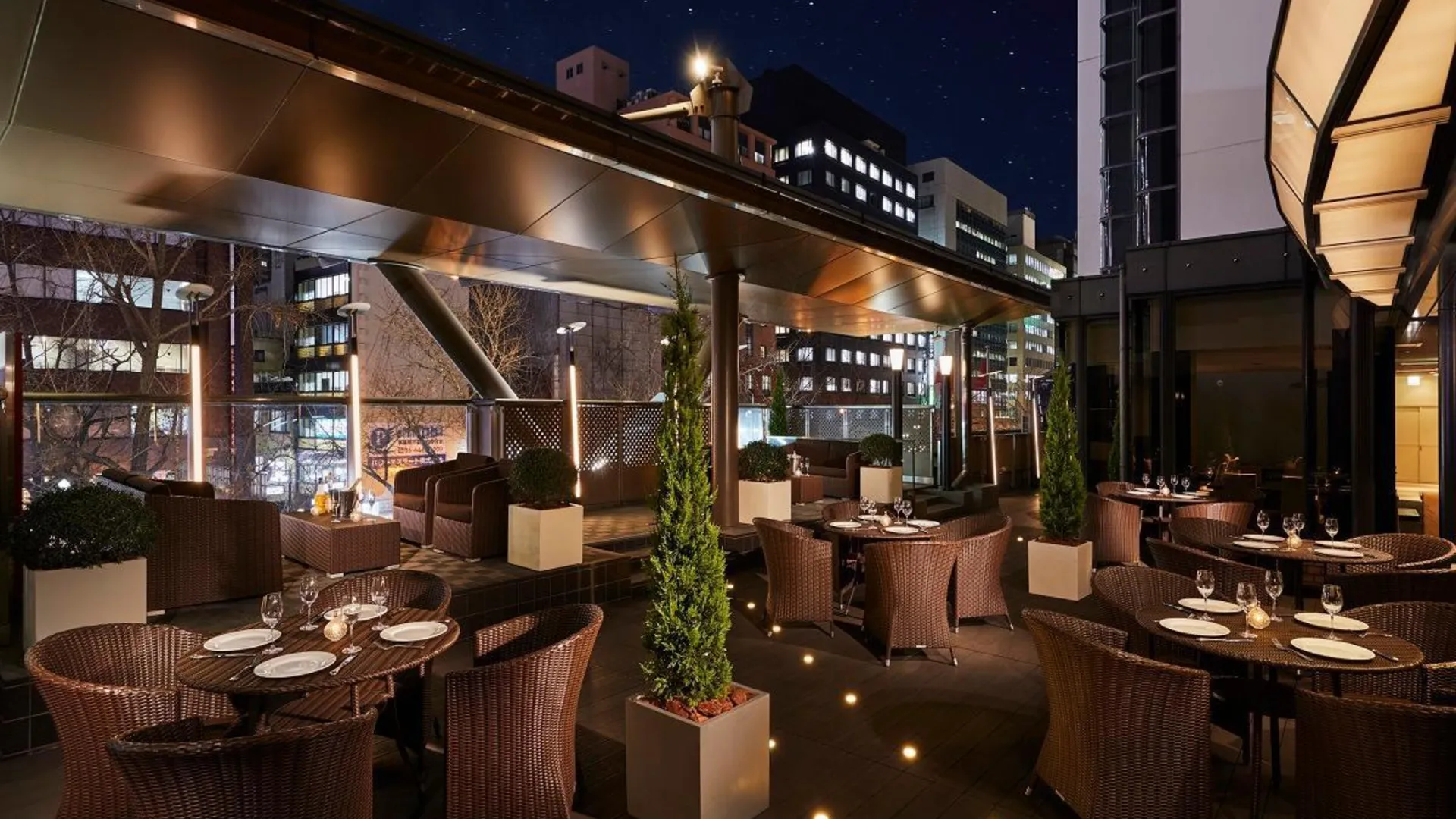 오사카 크로스 호텔 오사카 4성급 호텔 외관