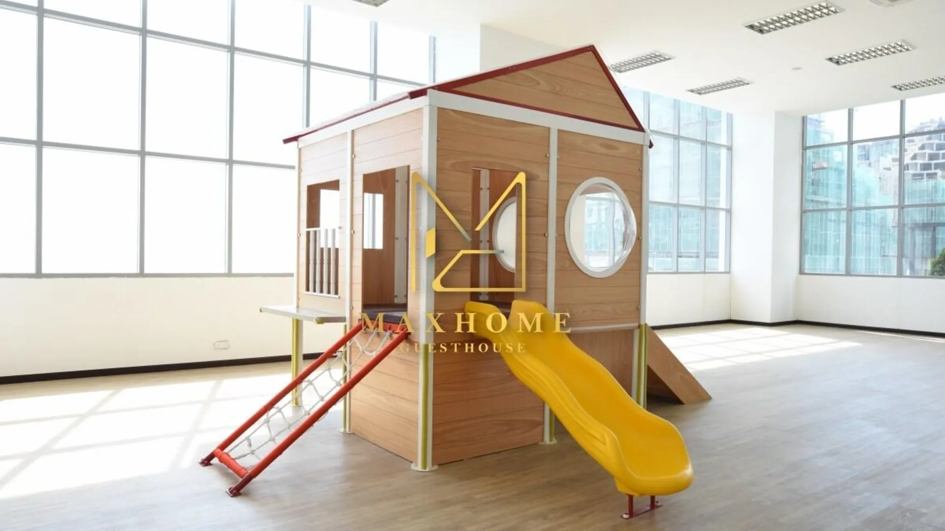 말라카 멜라카 라야의 프라이빗 하우스 (100m², 침실 3개, 프라이빗 욕실 3개) 3성급 싱글룸 레스토랑