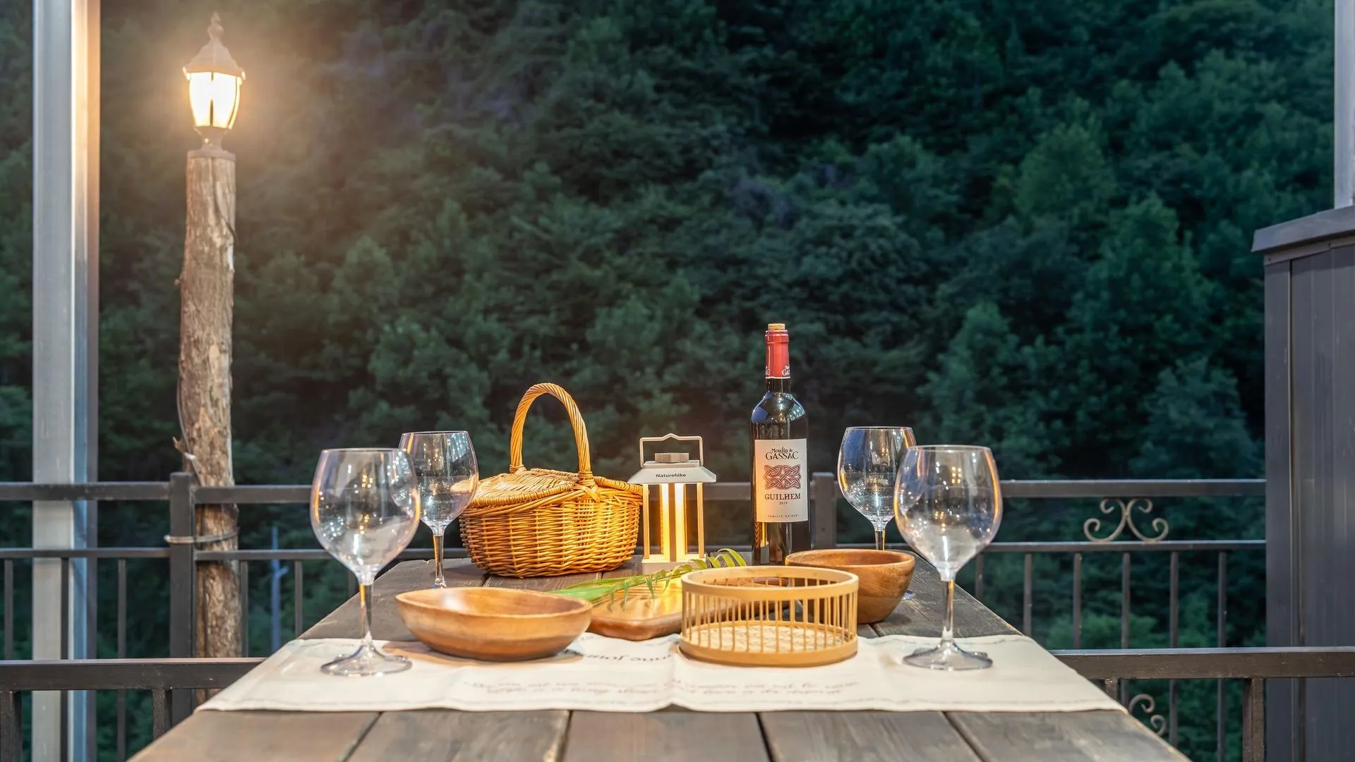 가평 가평 노마드리움 풀빌라 펜션 4성급 게스트하우스 레스토랑