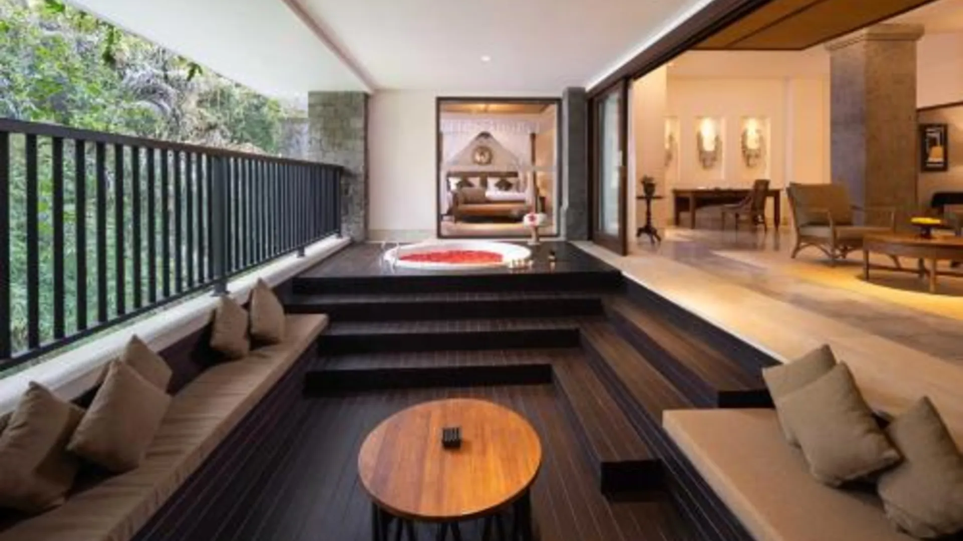 발리 비세사 우붓 리조트 5성급 호텔 외관