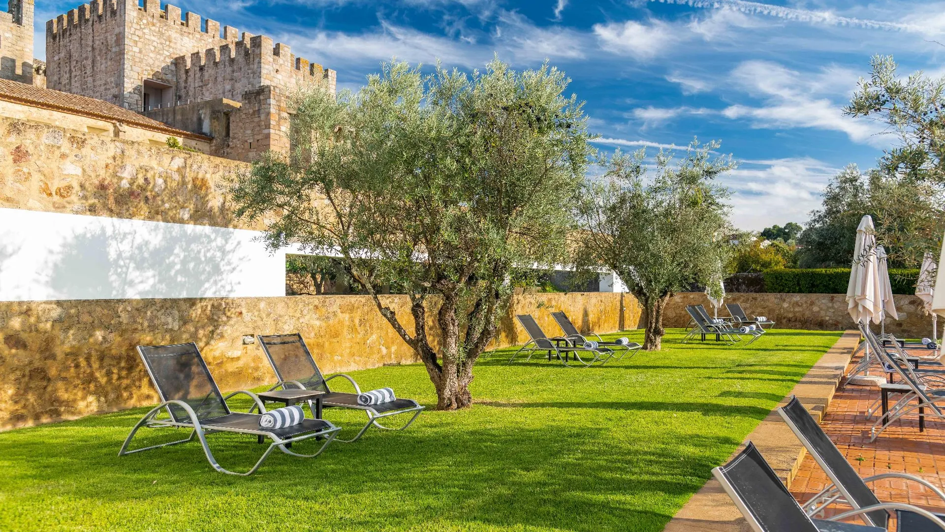 크라토 포자다 모스테이로 두 크라투 - 모뉴먼트 호텔 5성급 호텔 수영장